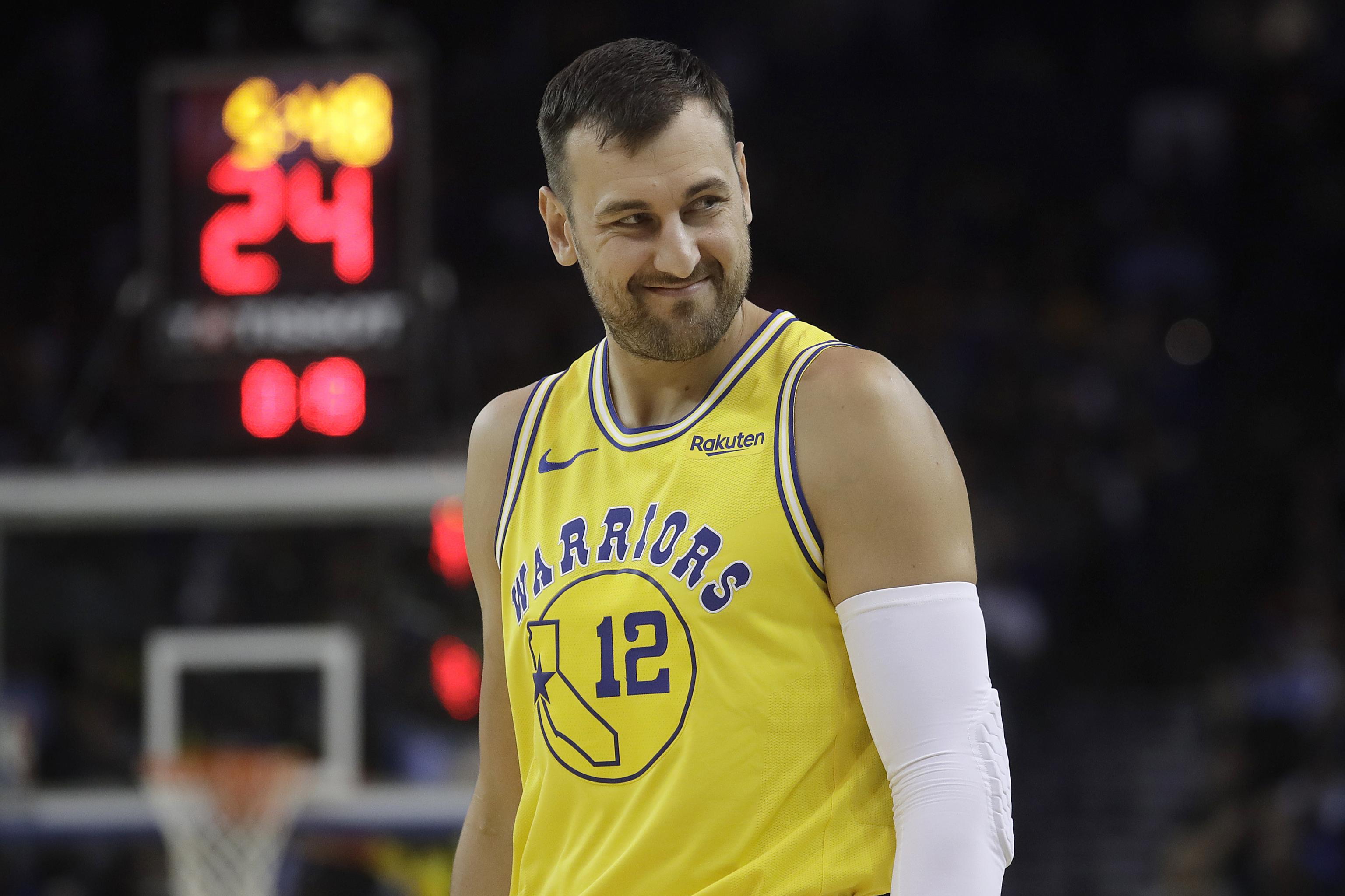 Center of attention: Cavaliers sign center Andrew Bogut