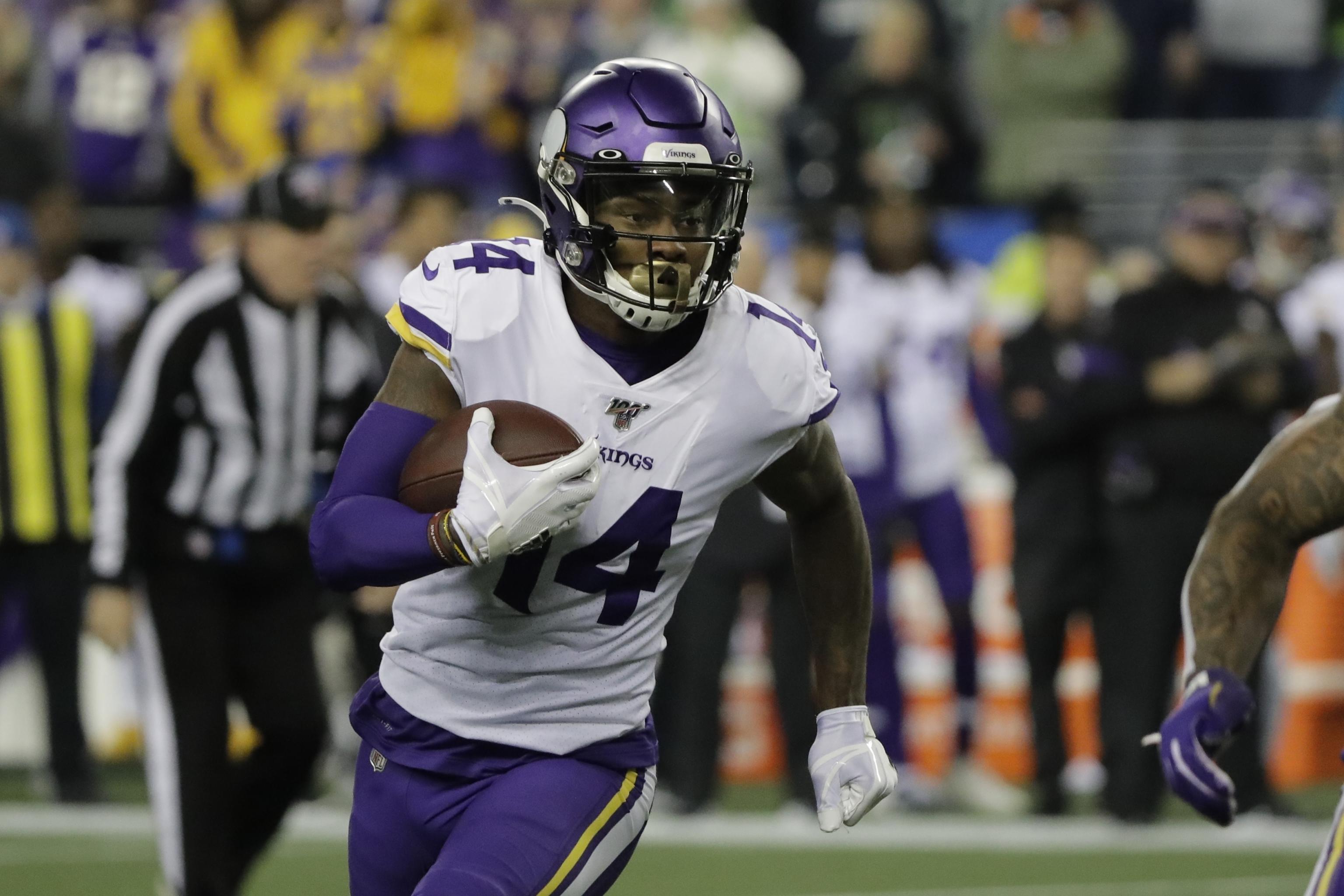 Minnesota Vikings trade wide receiver Stefon Diggs to Buffalo Bills