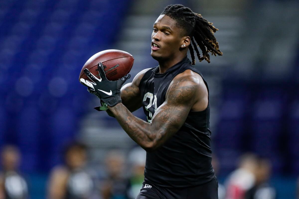 Raiders Rumors: Las Vegas 'Really Likes' CeeDee Lamb Ahead of 2020 NFL Draft | News, Scores