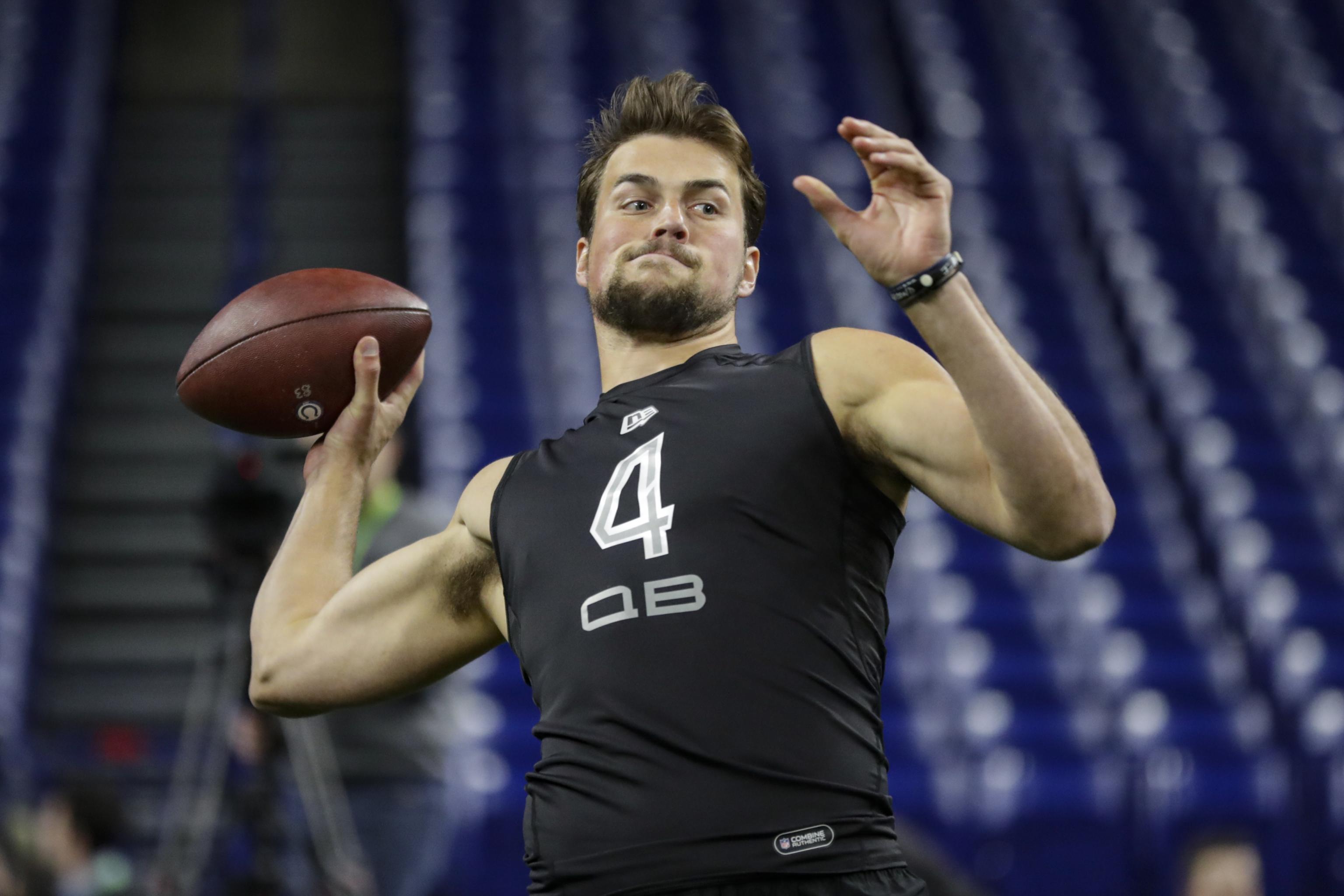 2020 NFL Draft: Washington quarterback Jacob Eason to forgo senior season 