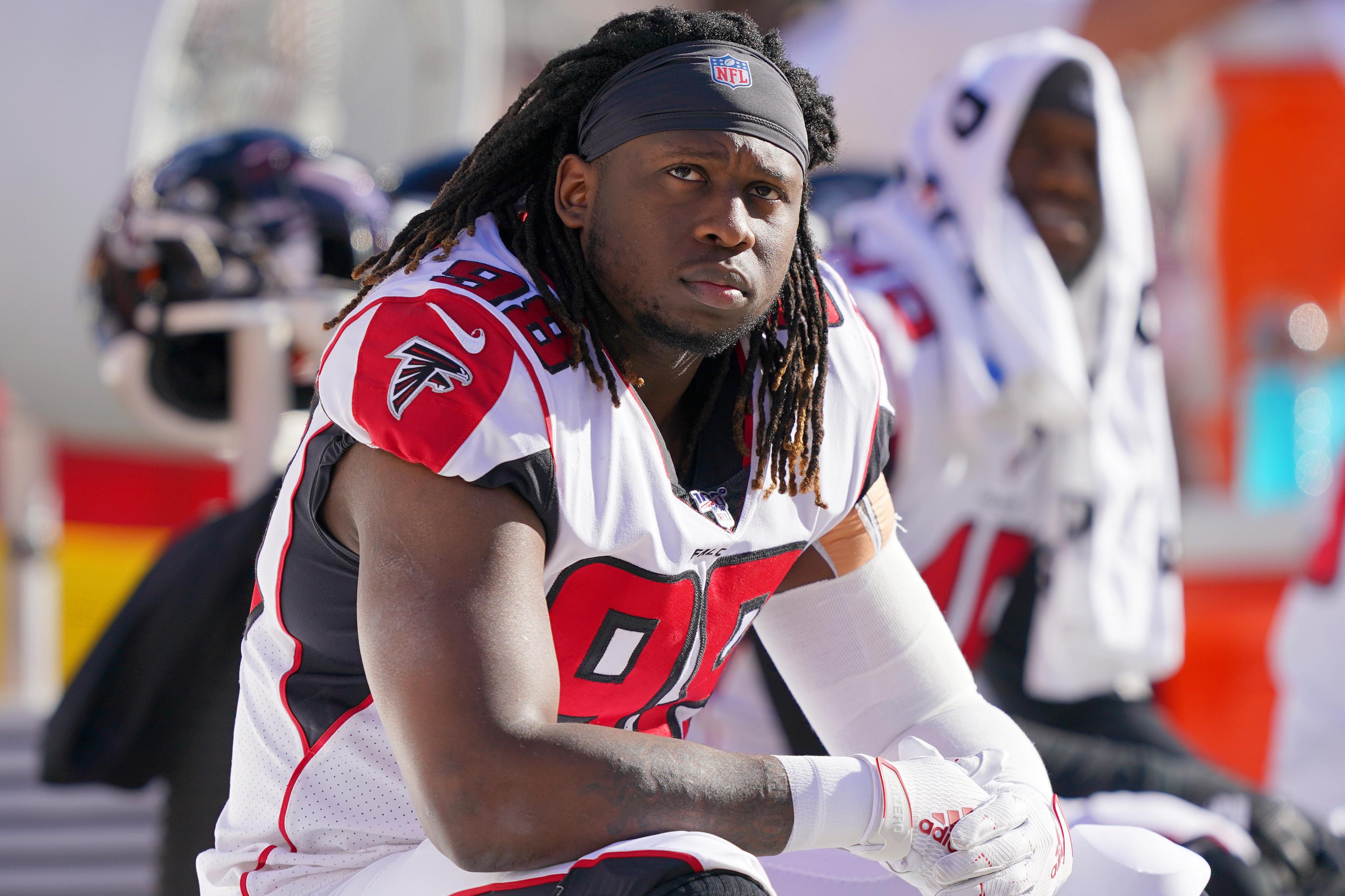 NFL Auction  Crucial Catch - Falcons Takkarist Mckinley Game Used Jersey  (10/18/20) Size 44