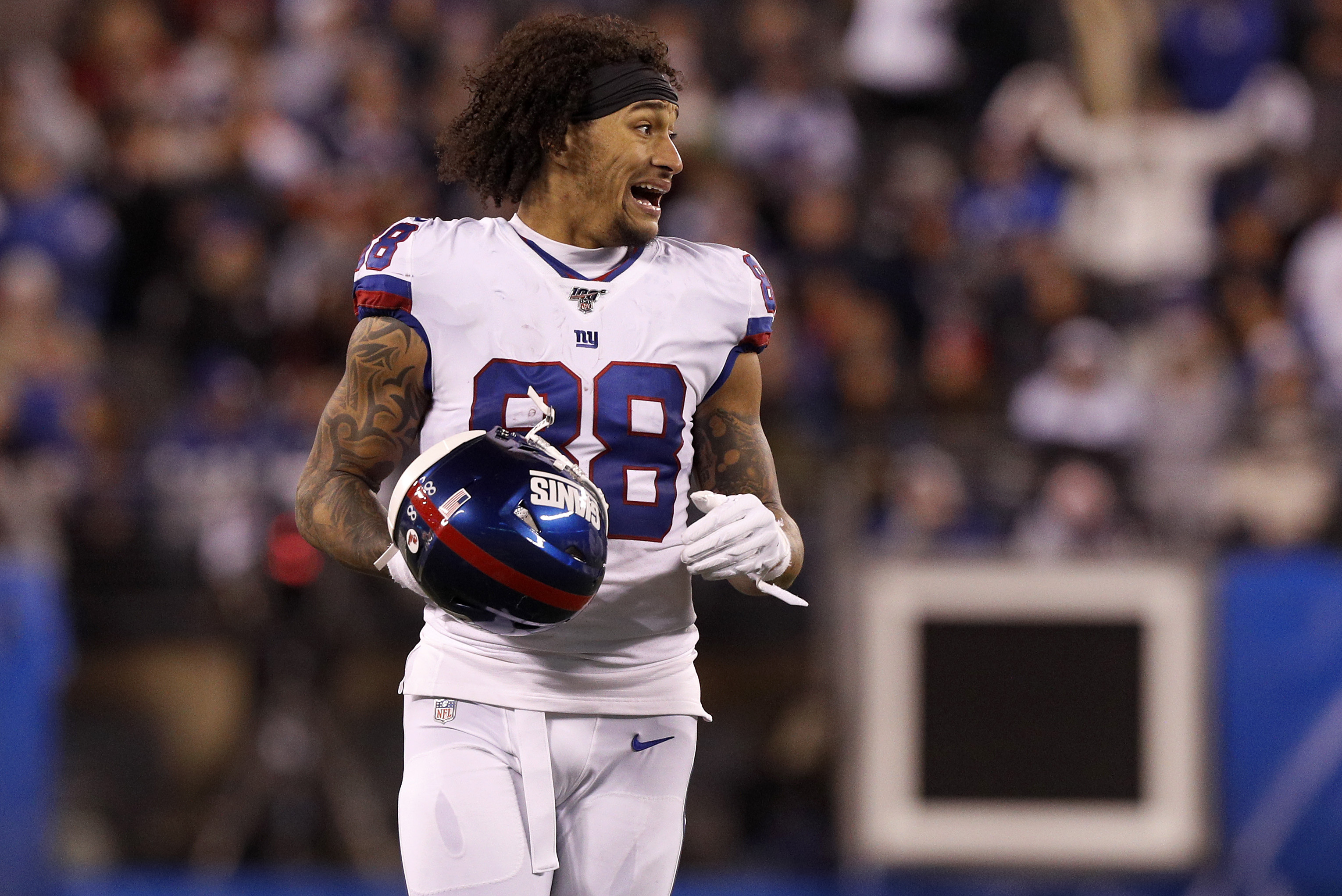 New York Giants news: Team picks up options on Evan Engram