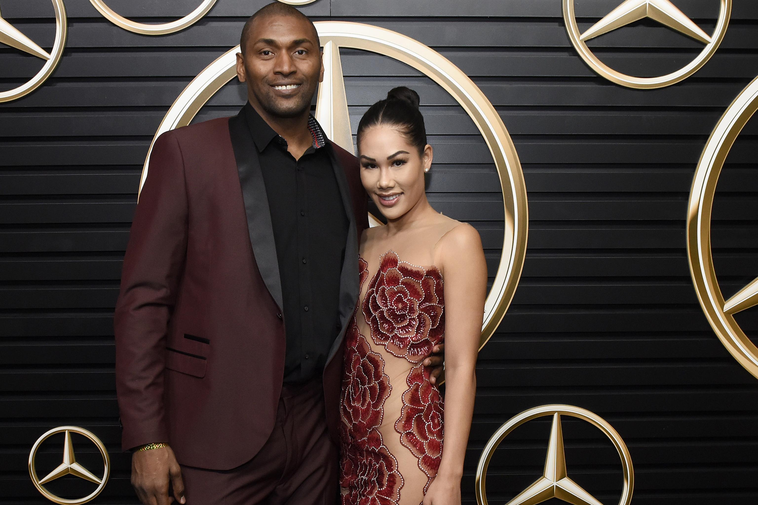 Ron Artest changes name again, this time to Metta Ford-Artest