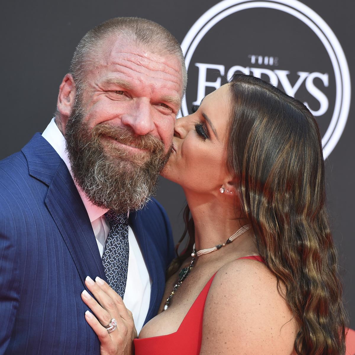Triple H, Stephanie McMahon to Host 'The Quest for Lost WWE Treasures&...