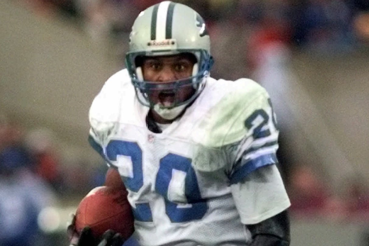 Barry Sanders' Cleats from Final Lions Game vs. Ravens in 1998 Up for  Auction, News, Scores, Highlights, Stats, and Rumors