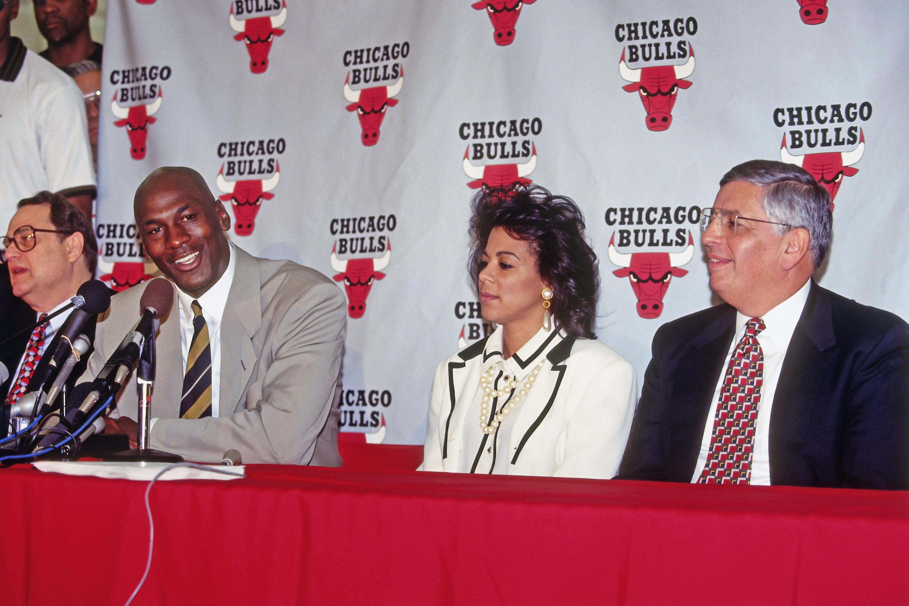 Arkitektur Feed på Bliv ved Michael Jordan Explains 1993 Retirement Was Due to Father's Murder, Not NBA  Ban | Bleacher Report | Latest News, Videos and Highlights