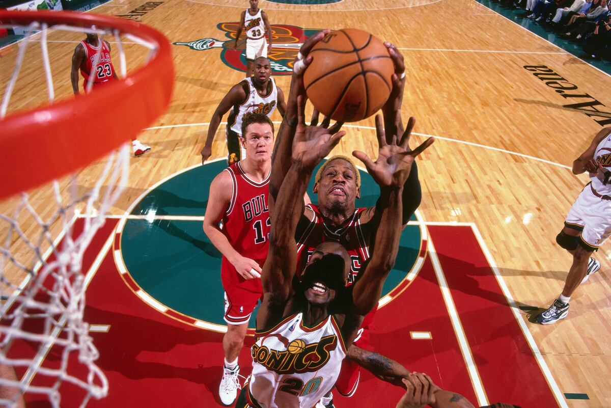 Dennis Rodman, Eddie Vedder Took Last-Minute Vegas Trip to See Jane's
