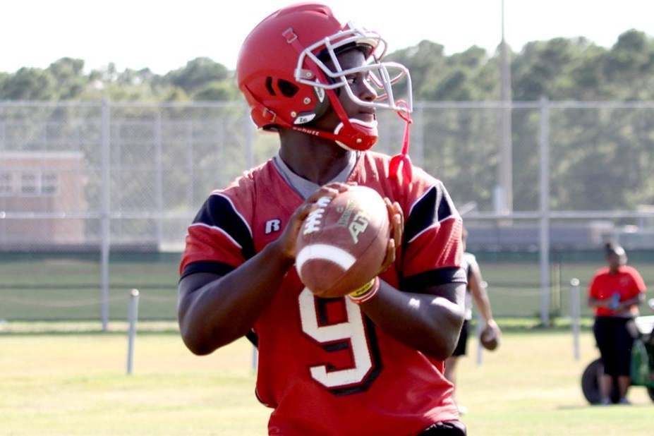 4-Star QB Dematrius Davis Commits to Auburn over LSU, Texas A&M and Va Tech | Bleacher Report | Latest News, Videos and Highlights