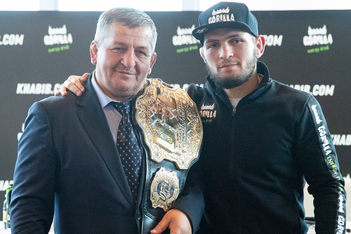 Khabib S Manager Confirms Ufc Star S Father Is In Coma After Covid 19 Diagnosis Bleacher Report Latest News Videos And Highlights