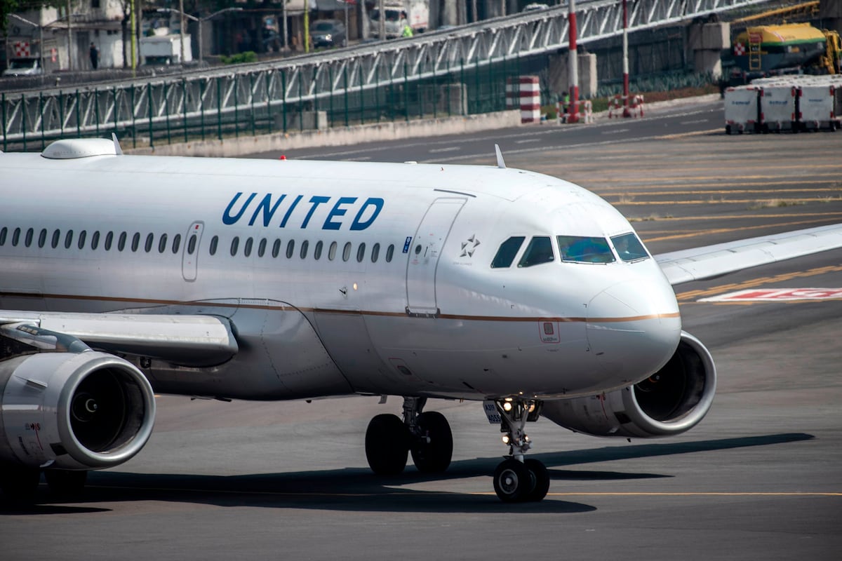Unnamed NFL Player Suing United Airlines over Alleged Sexual Harassment, Assault | News, Scores