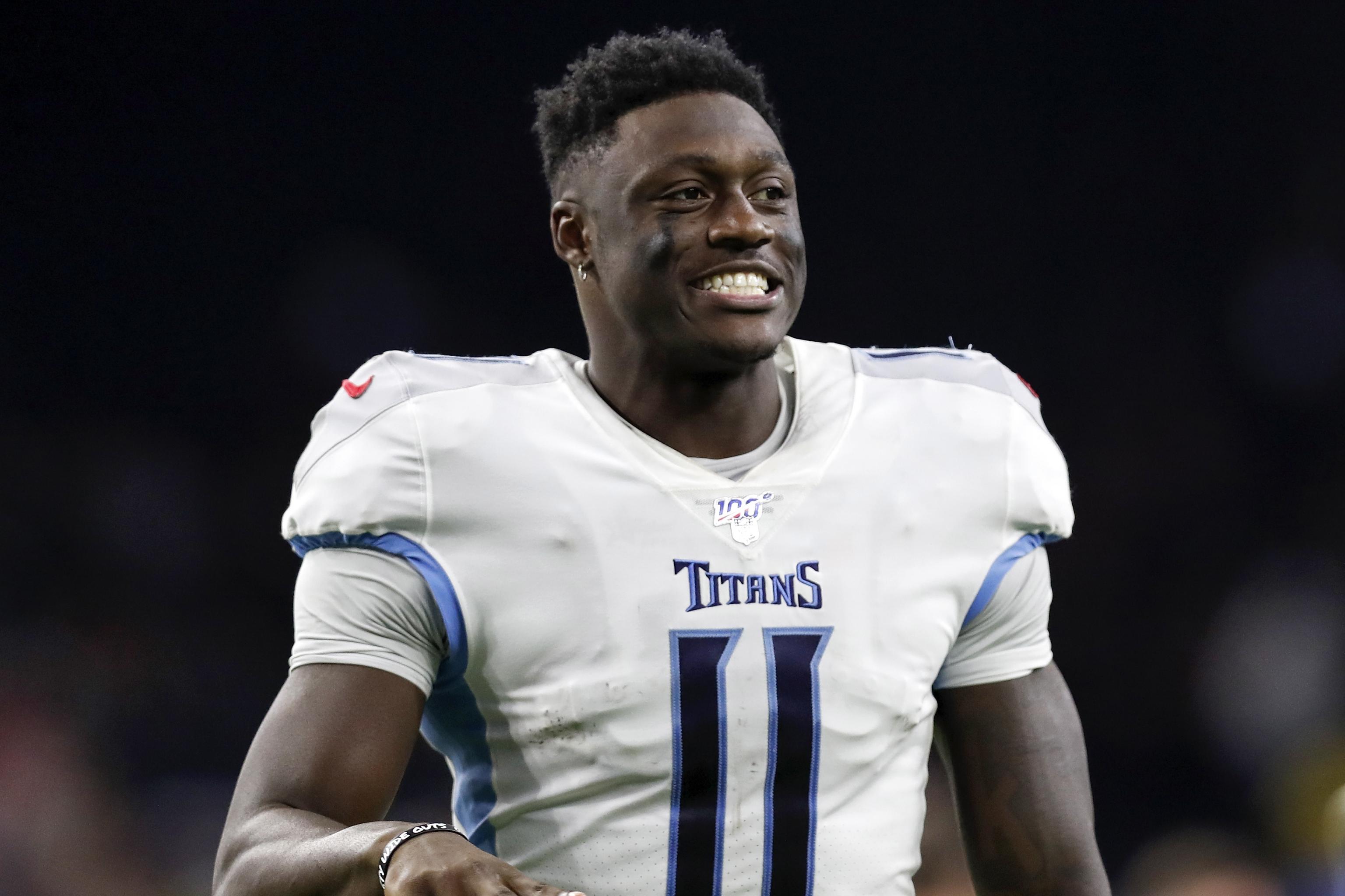 A.J. Brown Rumors: Titans, WR Working on Contract to Keep Him with TEN 'A  Long Time', News, Scores, Highlights, Stats, and Rumors