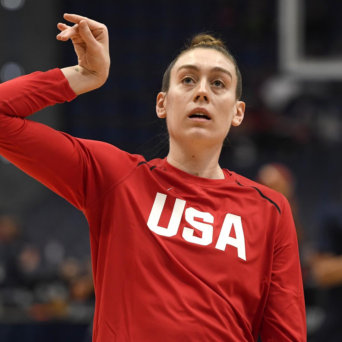 Breanna Stewart Shows off NCAA, WNBA, Team USA Ring Collection on