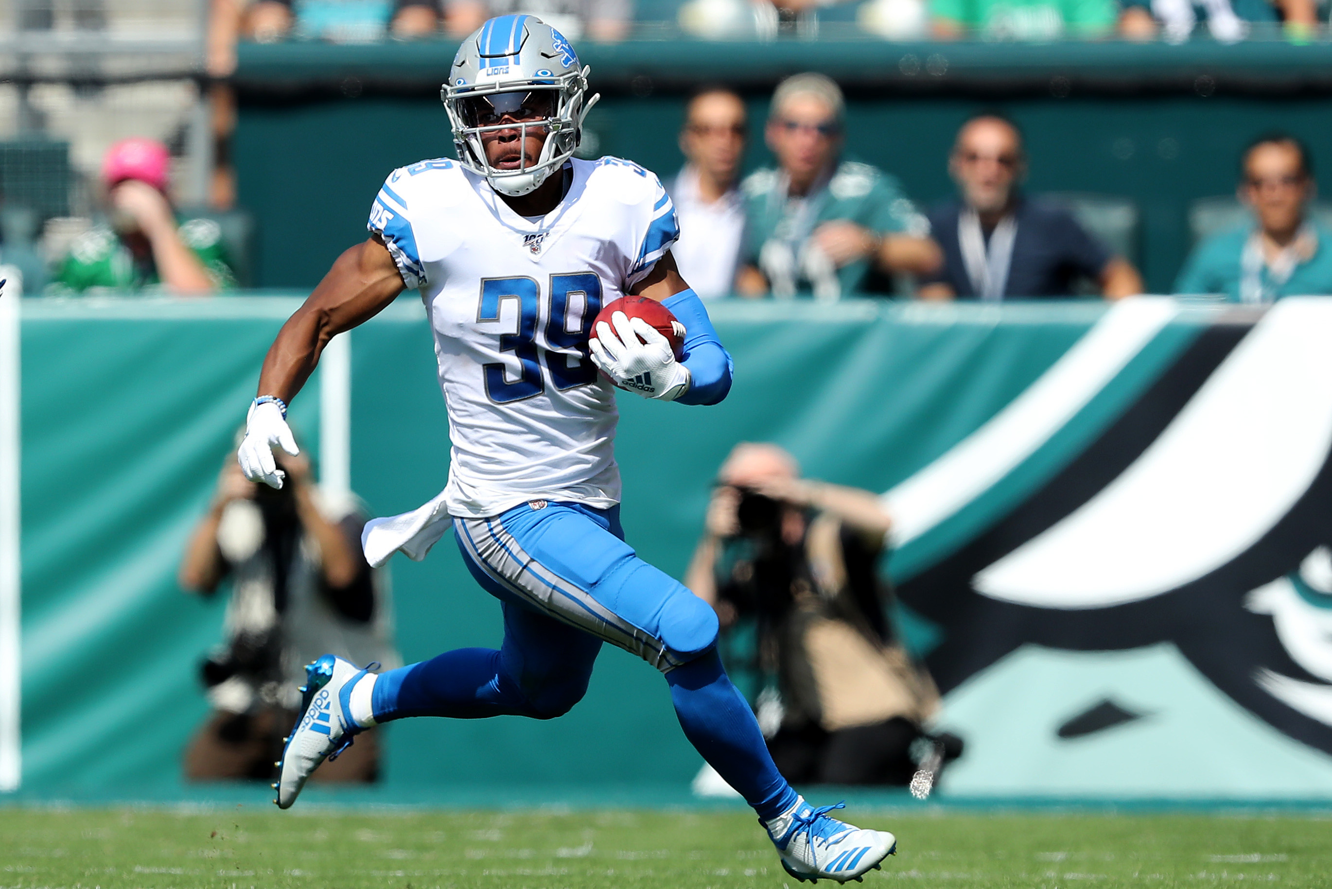 DETROIT, MI - AUGUST 8: Detroit Lions CB (39) Jamal Agnew heads