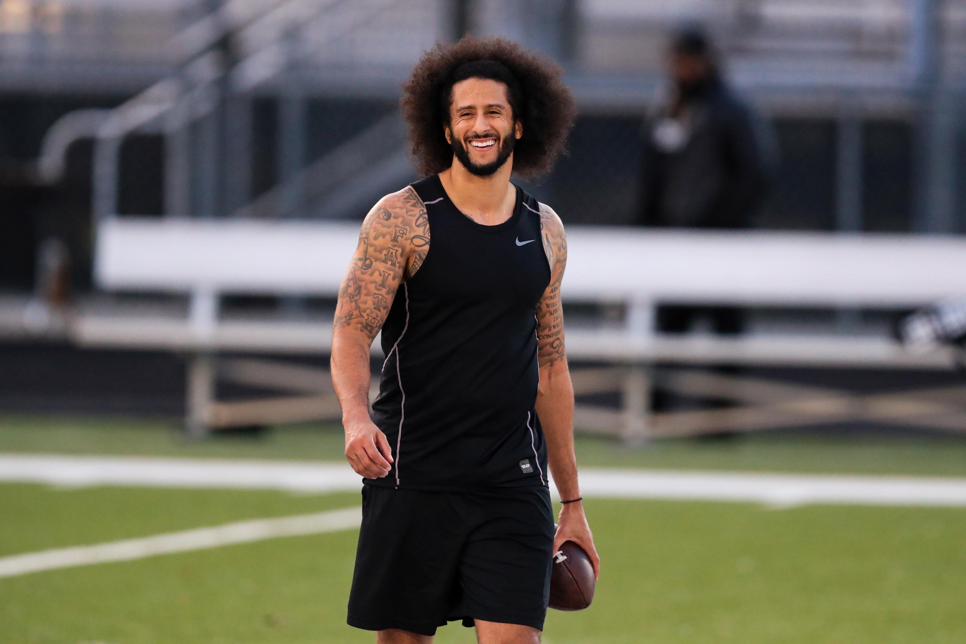 Hue Jackson Wanted Browns to Trade for Colin Kaepernick in 2016