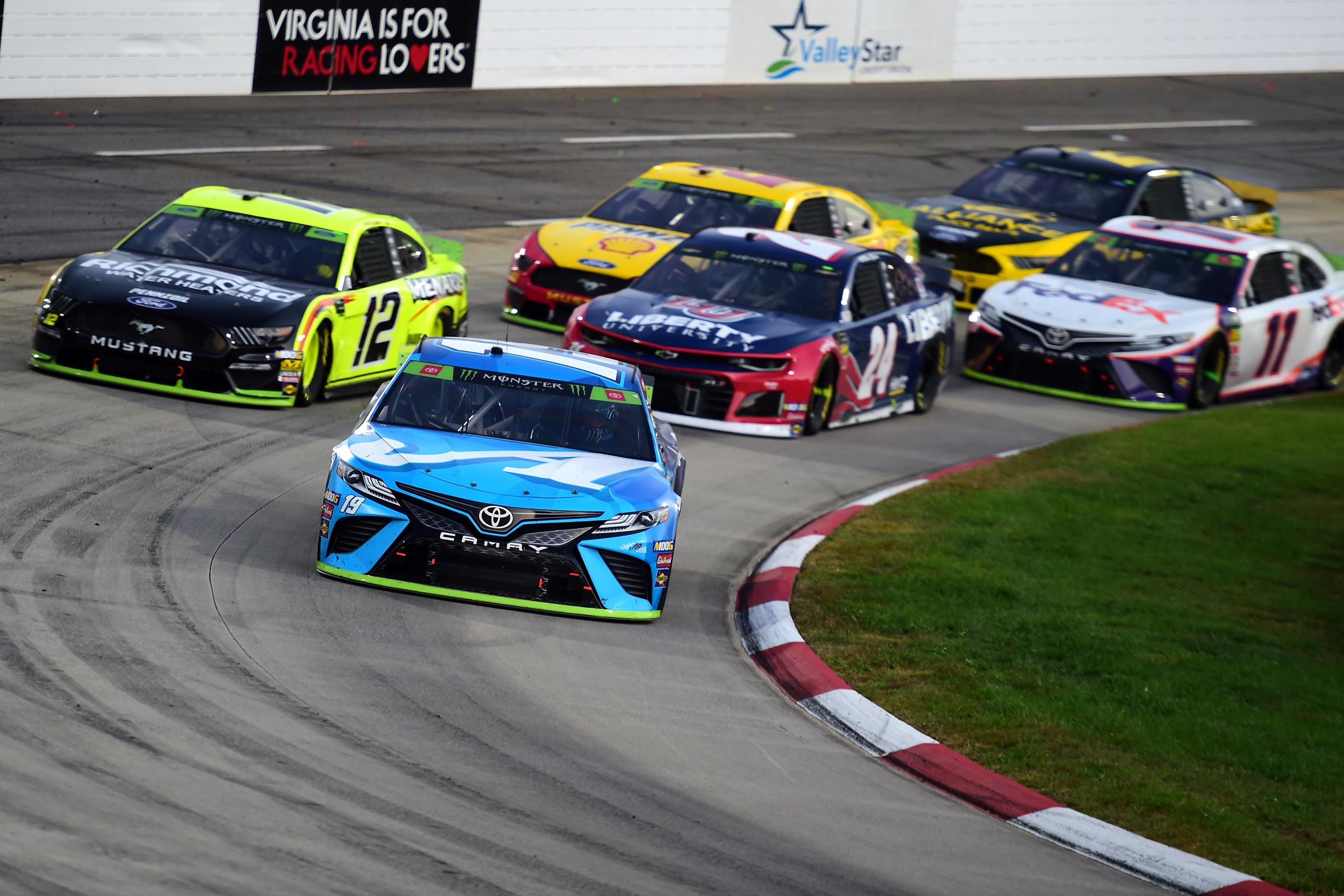 Nascar At Martinsville 2020 Odds Tv Schedule Live Stream And Drivers Bleacher Report Latest News Videos And Highlights
