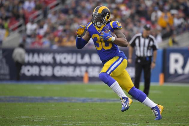 Los Angeles Rams running back Todd Gurley runs the ball during the second half of an NFL football game against the Arizona Cardinals Sunday, Dec. 29, 2019, in Los Angeles. (AP Photo/Mark J. Terrill)