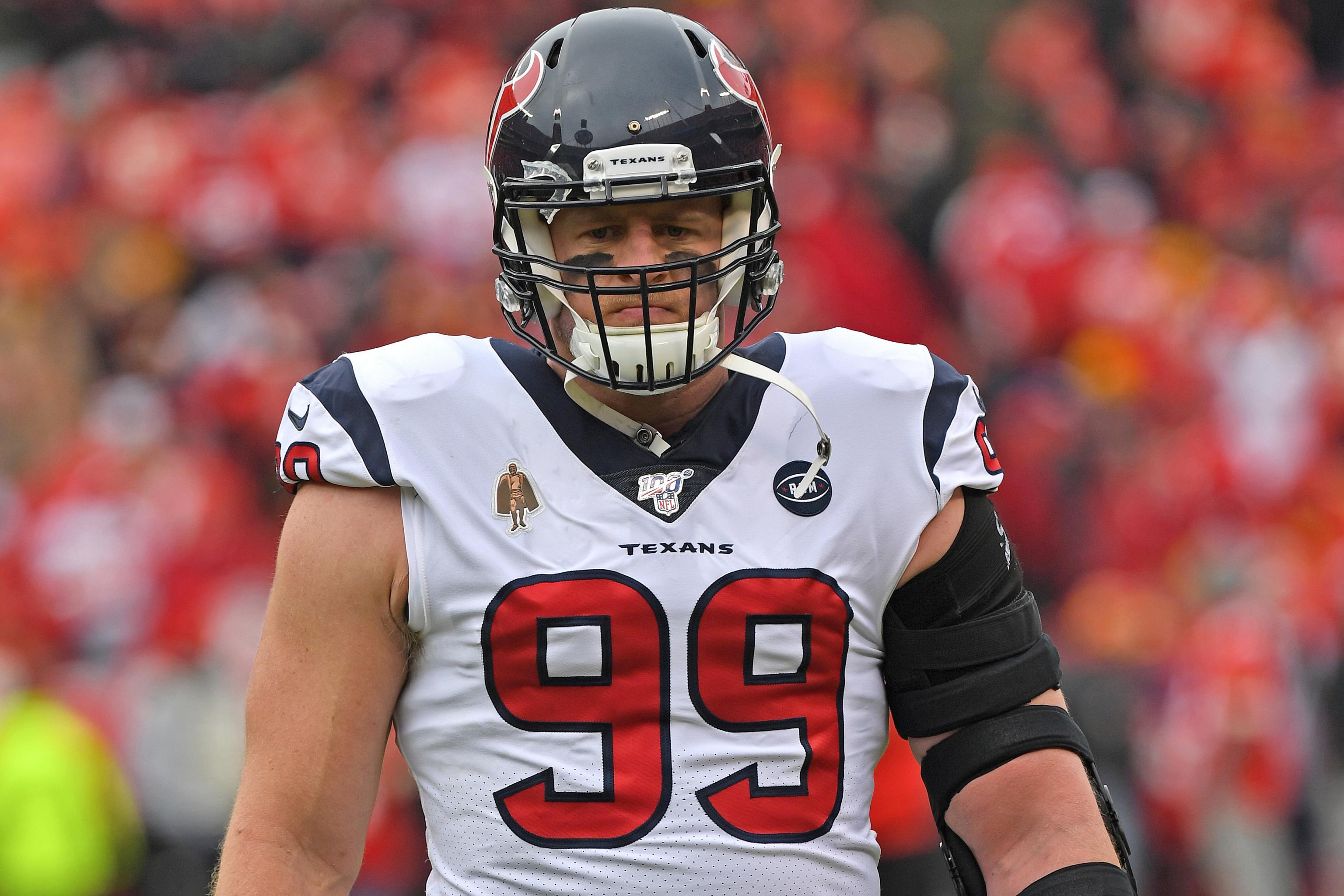 Bleacher Report on X: J.J. Watt offered to help a Texans fan pay