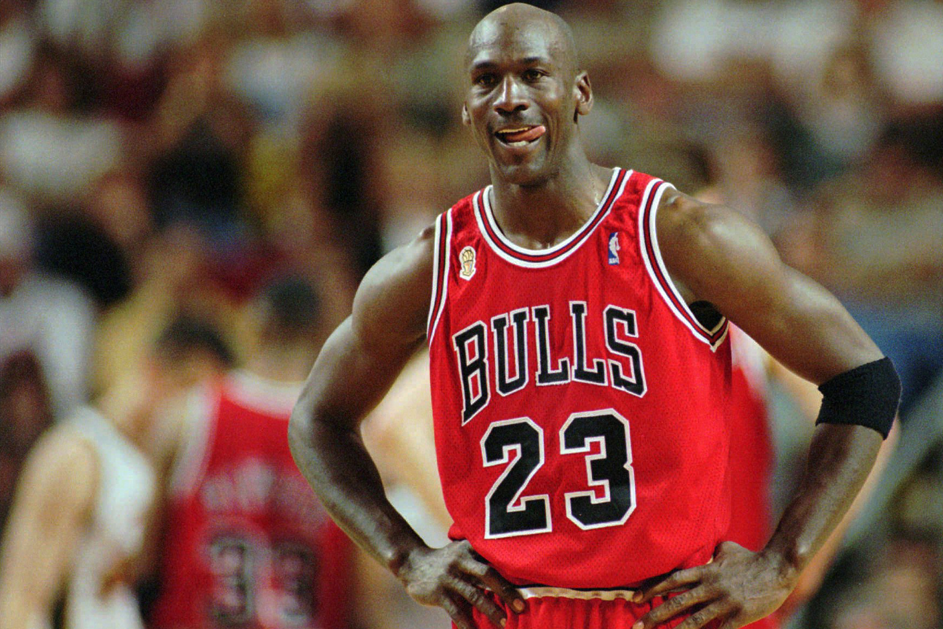 Sold at Auction: Michael Jordan, Rare Michael Jordan Signed 98/99