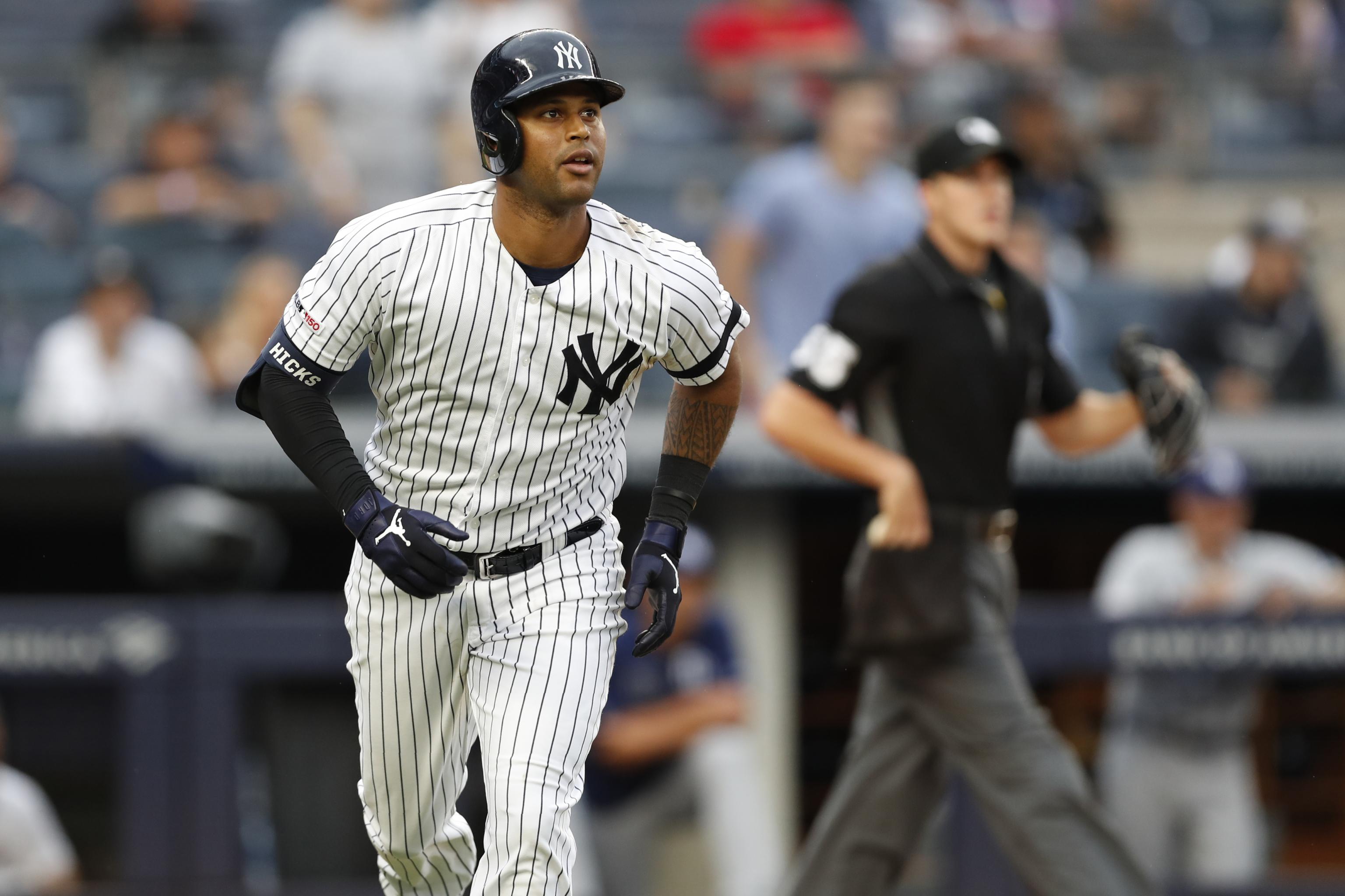 Aaron Hicks: Breaking News, Rumors & Highlights