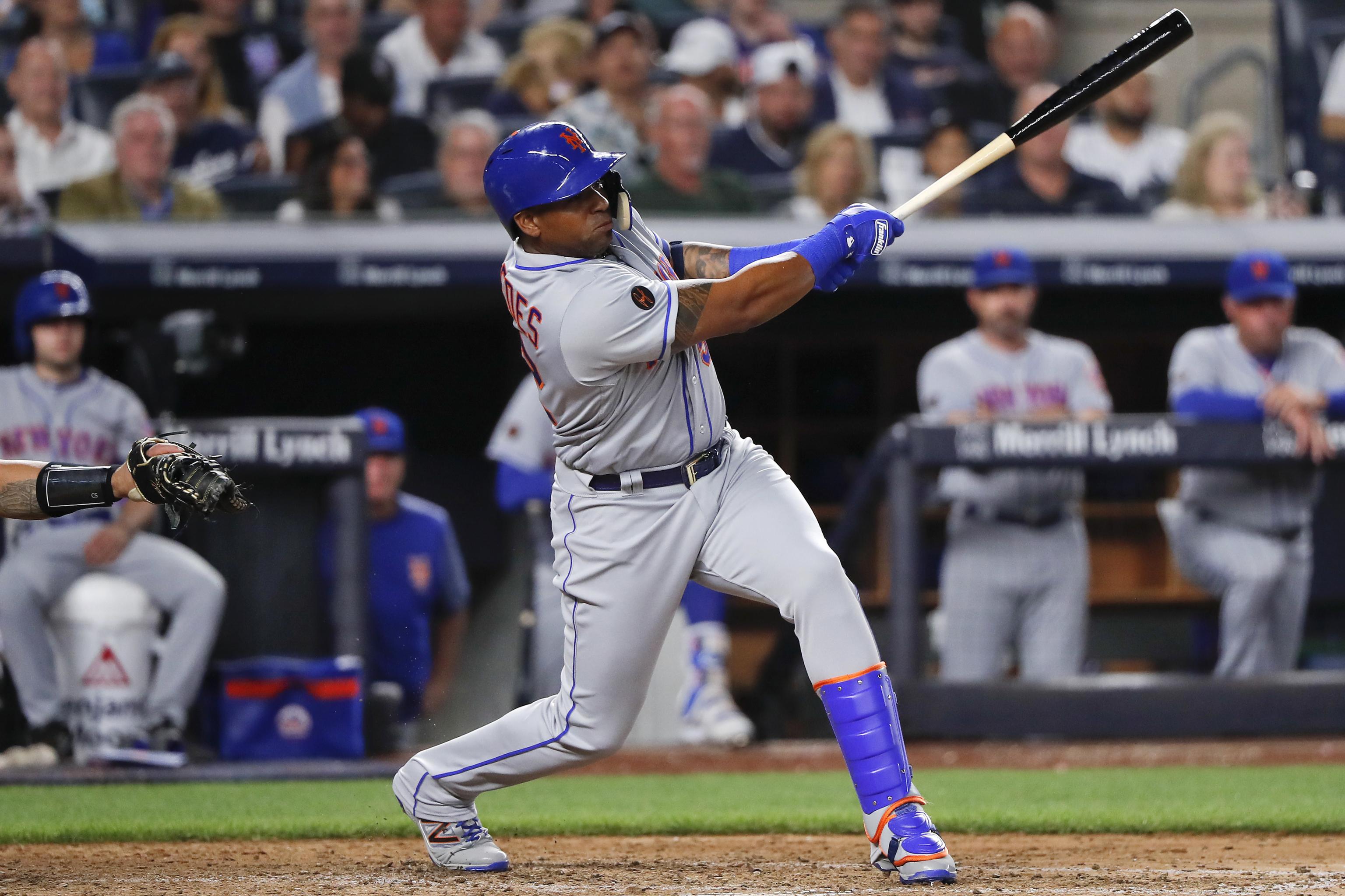 Mets OF Yoenis Cespedes Fractures Ankle on Ranch - Stadium