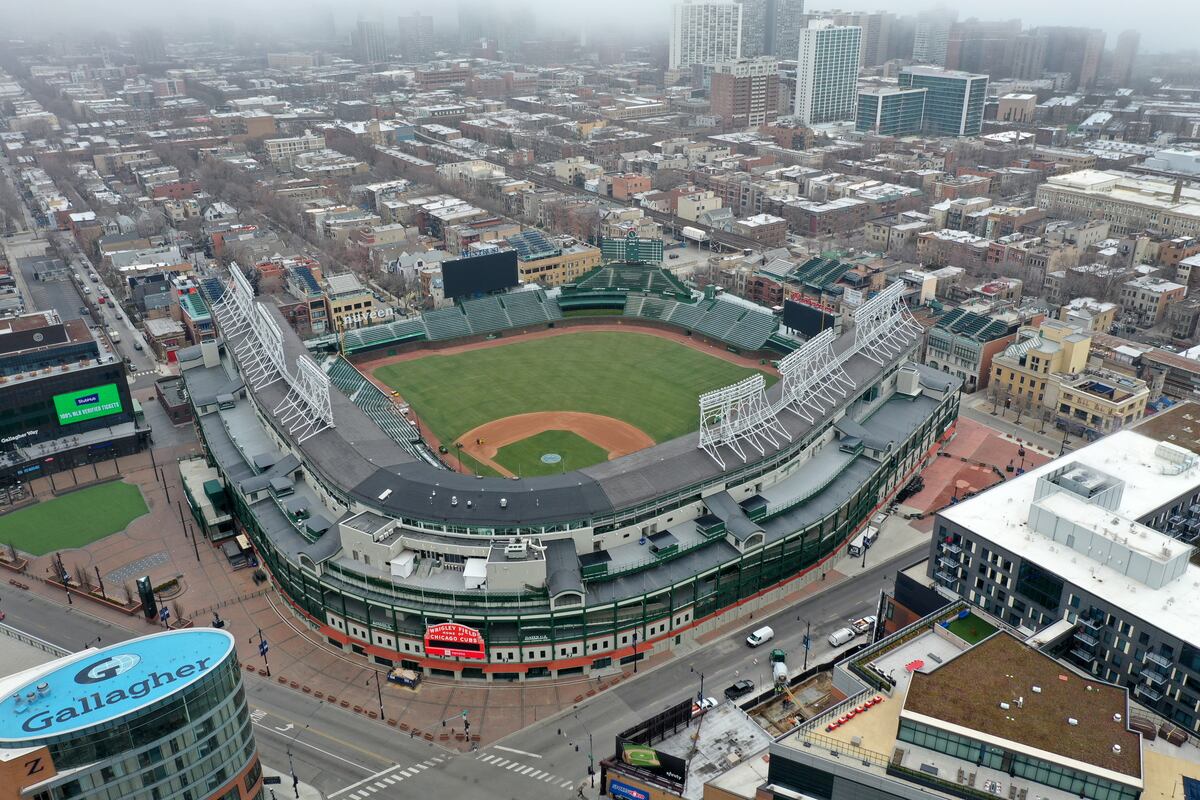 Cubs President Envisions Fans at Wrigley Field, on Rooftops for 2020 MLB Season News, Scores