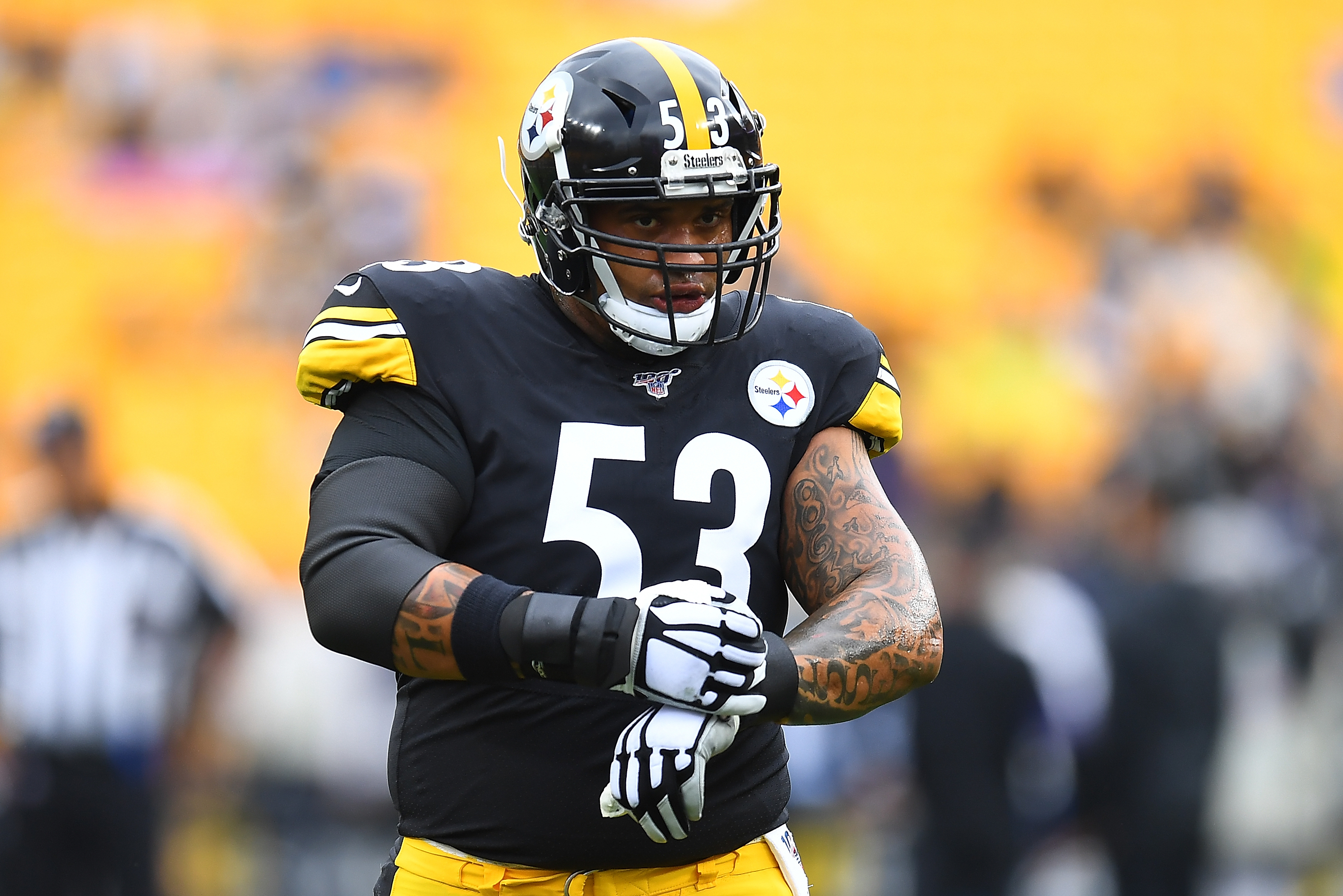 Center of attention: Steelers' Maurkice Pouncey eyes delicate balance