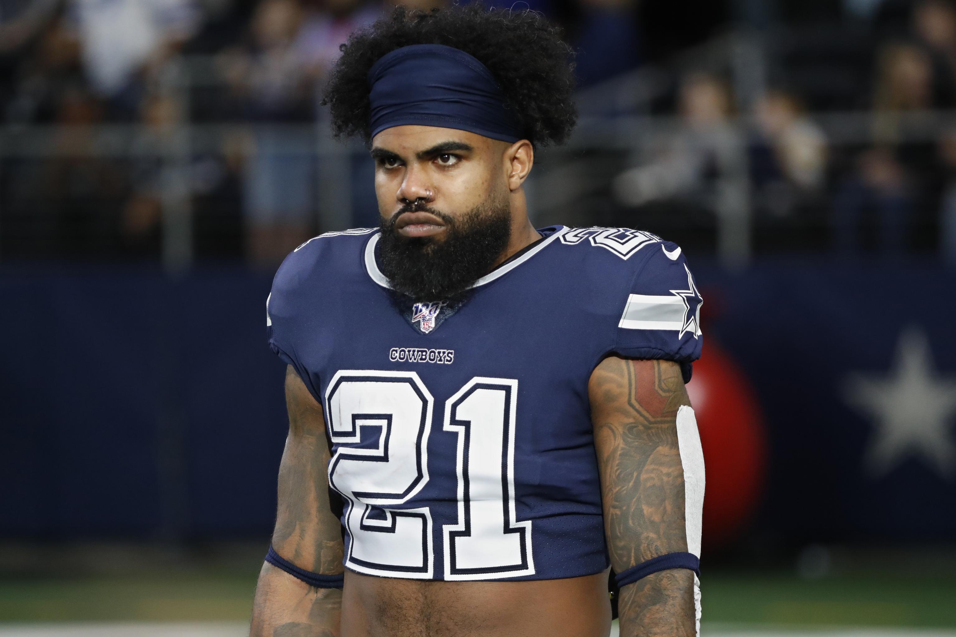 Ezekiel Elliott cited after dog bites 2 people