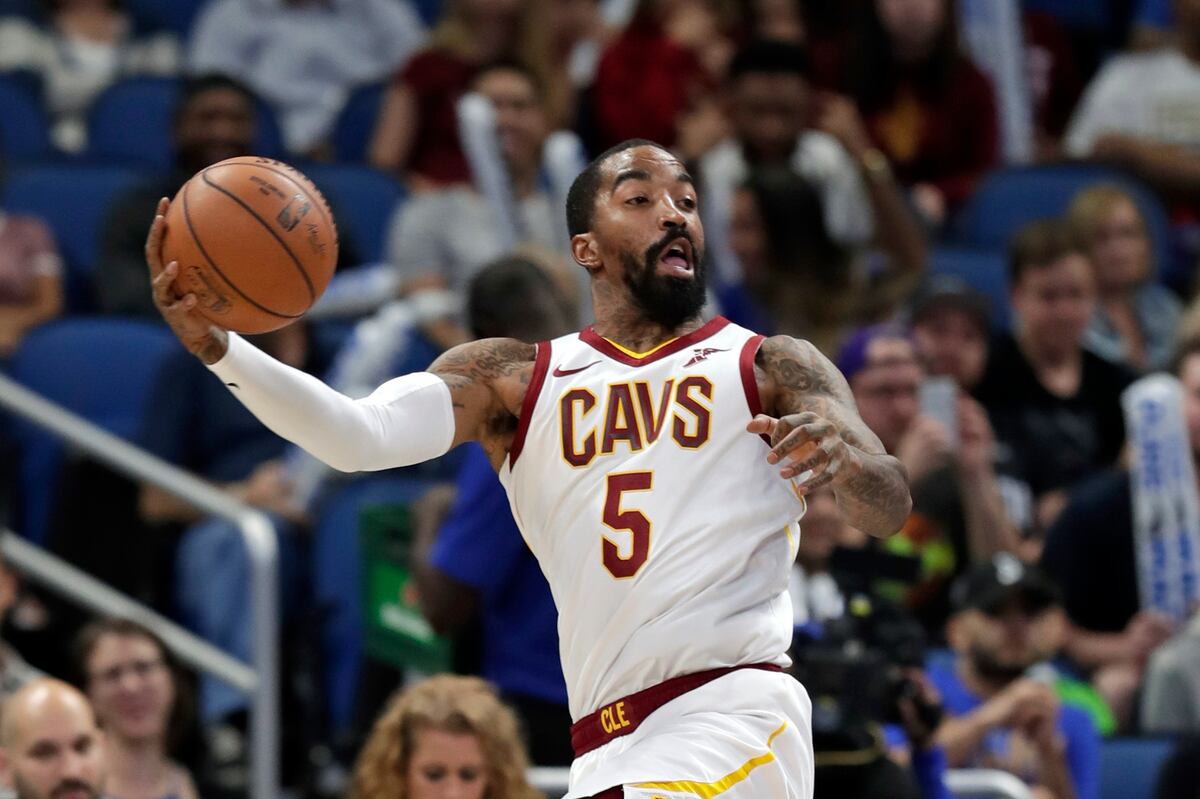 lakers-rumors-analyzing-latest-buzz-on-jr-smith-contract-ahead-of-nba