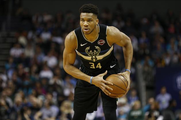 Milwaukee Bucks forward Giannis Antetokounmpo runs the offense against the Charlotte Hornets in the first half of an NBA basketball game in Charlotte, N.C., Sunday, March 1, 2020. Milwaukee won 93-85. (AP Photo/Nell Redmond) Milwaukee Bucks forward Giannis Antetokounmpo runs the offense against the Charlotte Hornets in the first half of an NBA basketball game in Charlotte, N.C., Sunday, March 1, 2020. Milwaukee won 93-85. (AP Photo/Nell Redmond)