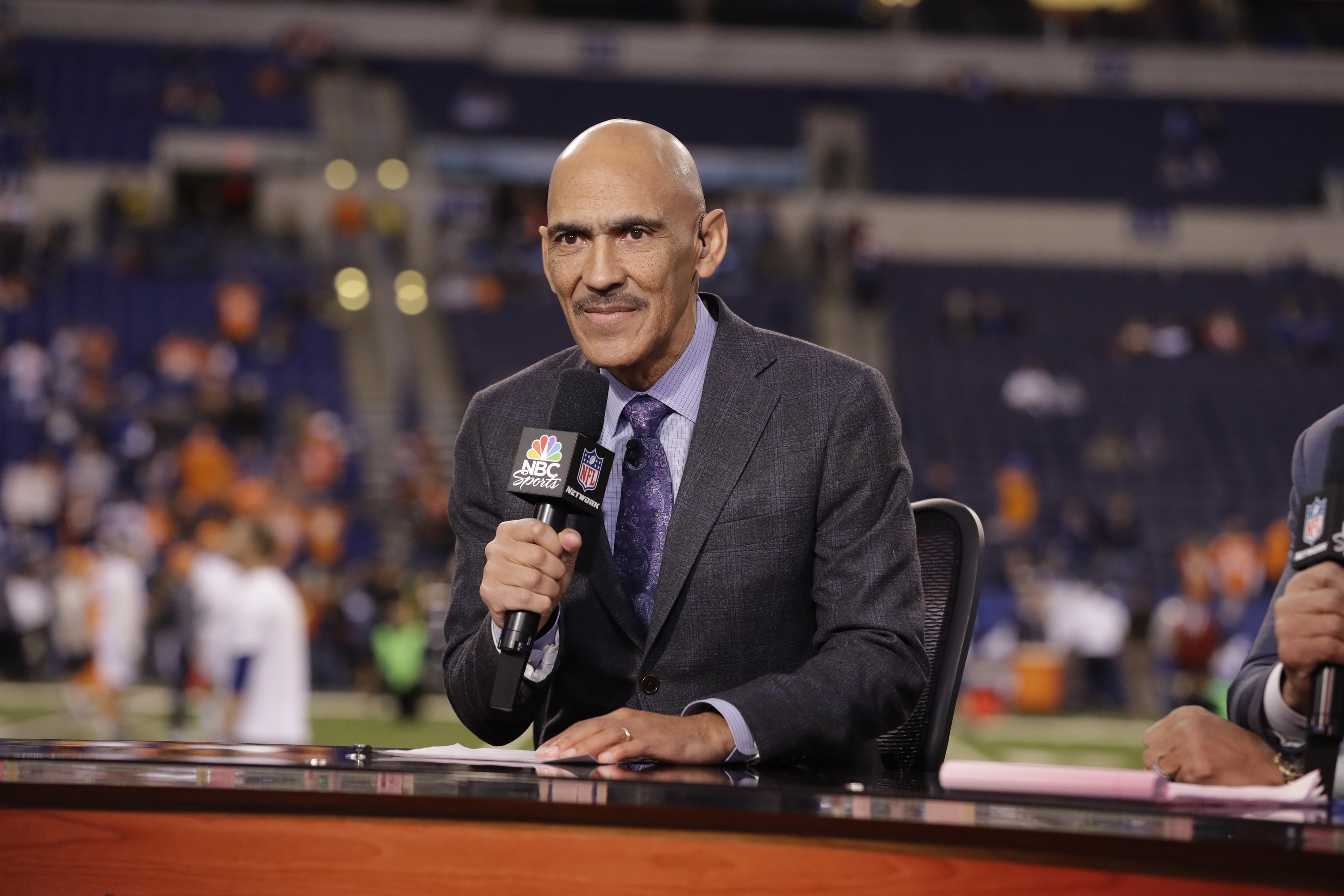 Tony Dungy Won't Say 'Offensive' Washington NFL Team Nickname on