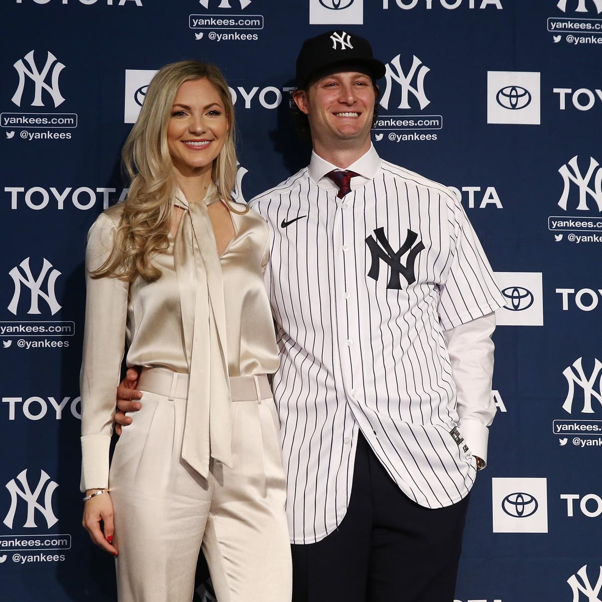 Yankees' Gerrit Cole, wife enjoy first Christmas with son Caden