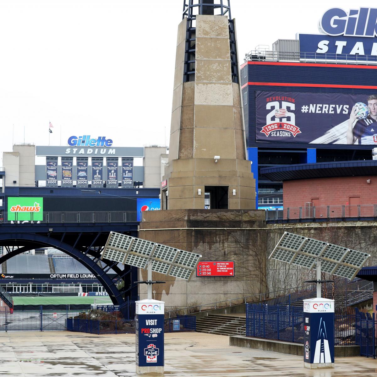 Patriots Offer Free Parking to Fans at Home Games to Show Their