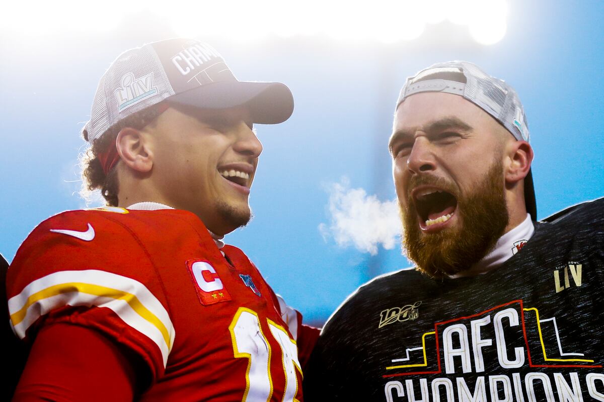 Chiefs Patrick Mahomes Travis Kelce Spotted At Casino In Lake Tahoe On Video Bleacher Report Latest News Videos And Highlights