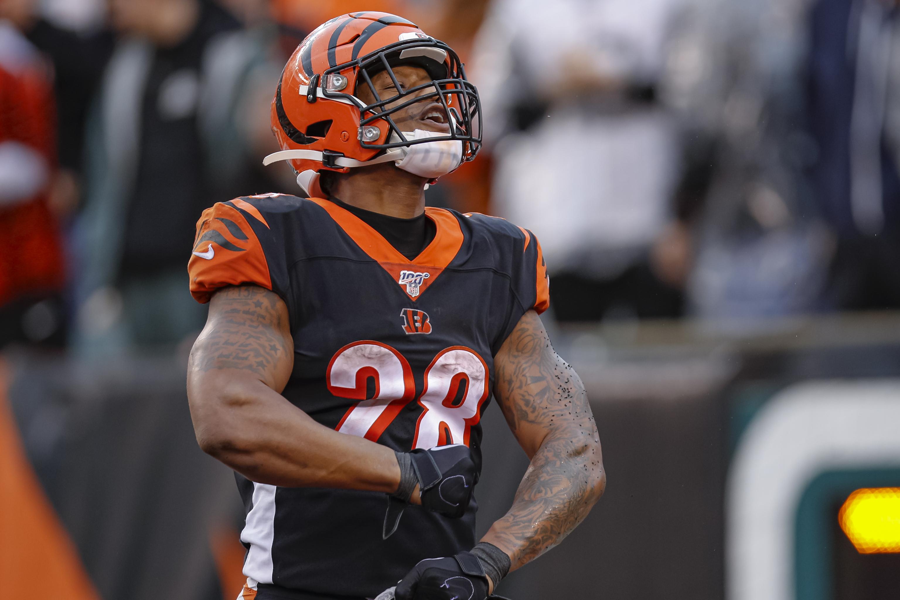 Bengals: Joe Mixon teases he'll negotiate for new uniforms next year