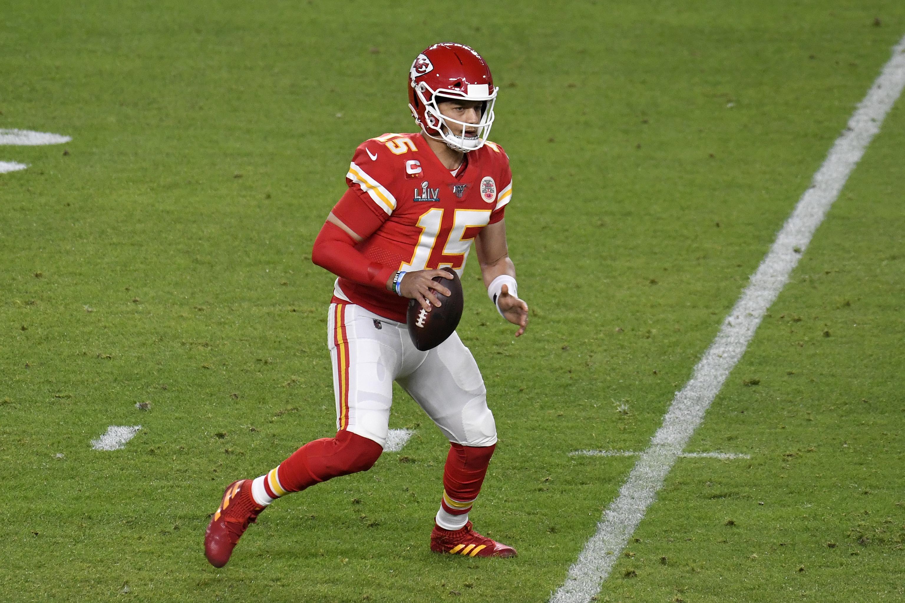 Why 'underpaid' NFL star Travis Kelce chooses happiness over money