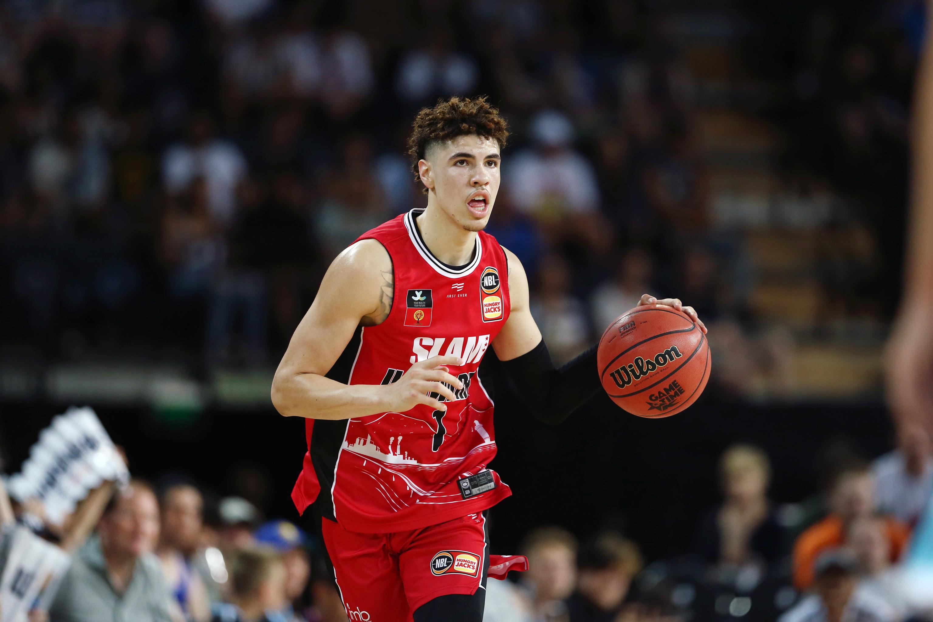 R.J. Hampton, 5-star point guard, to forgo college, play professionally in  New Zealand 