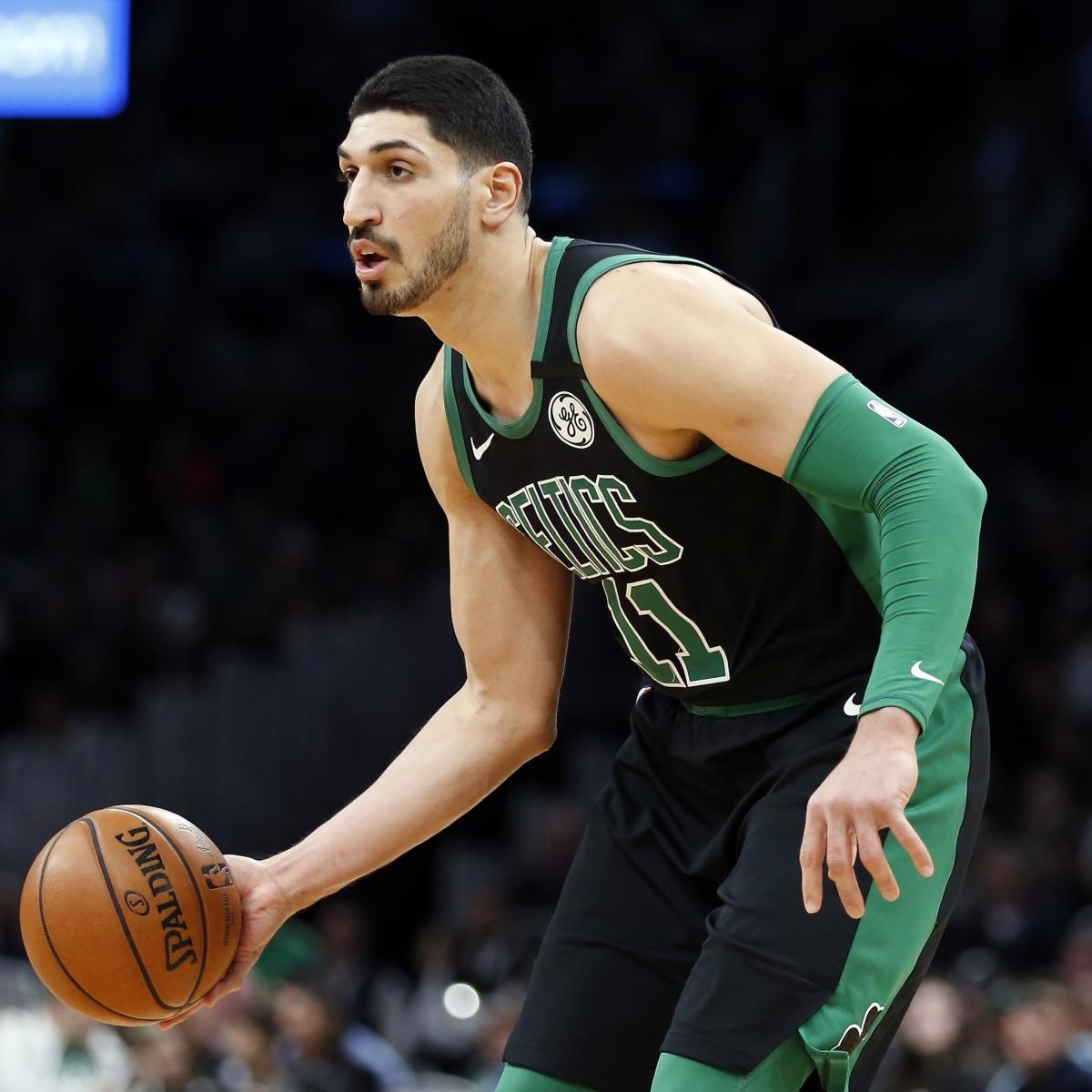 Celtics Video: Marcus Smart and Enes Kanter's Swim Race Comes Down to the Wire thumbnail