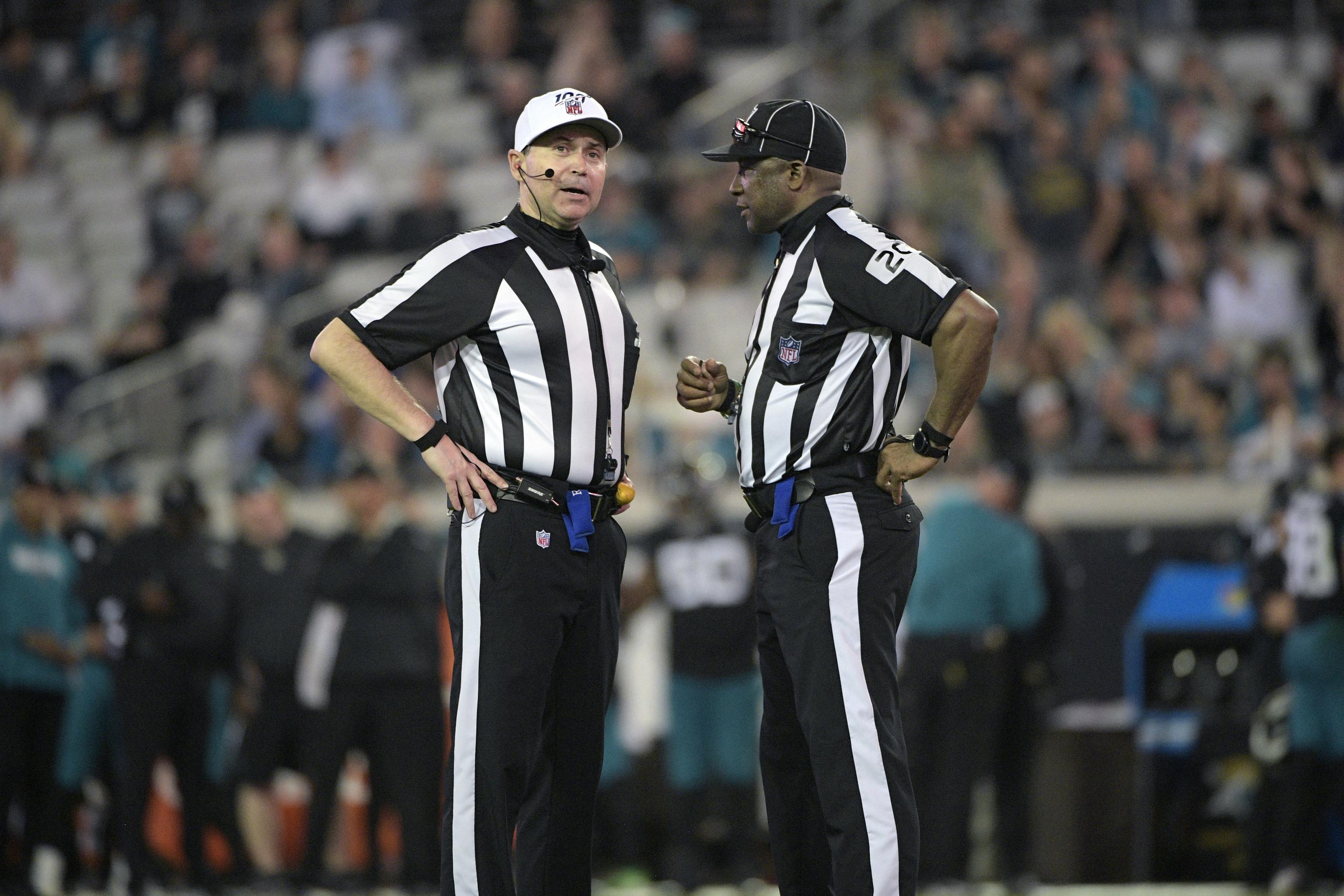 NFL, referees finalize deal to end lockout, officials will be on