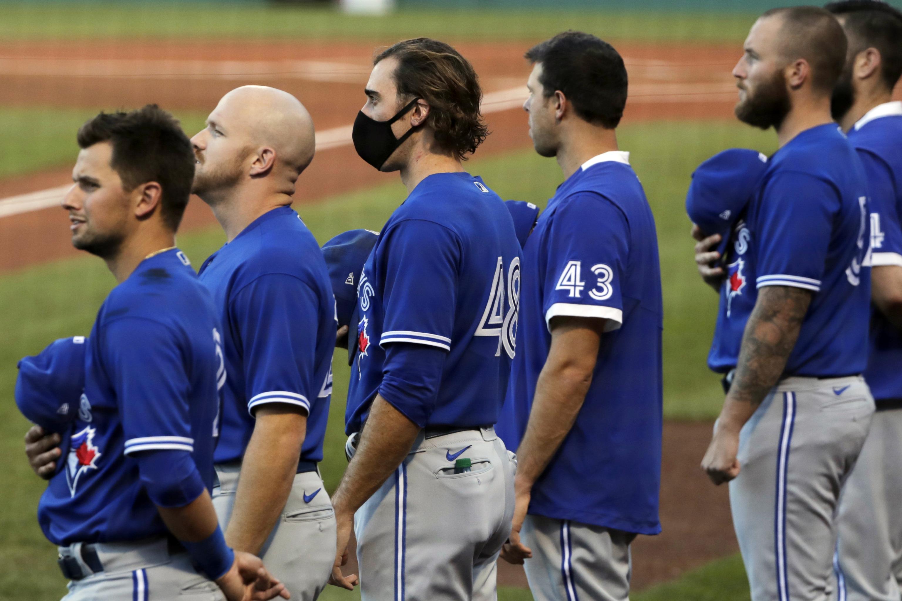 Fans Rip Vlad Jr., Blue Jays, Celebrate Twins Ending 21-Year MLB