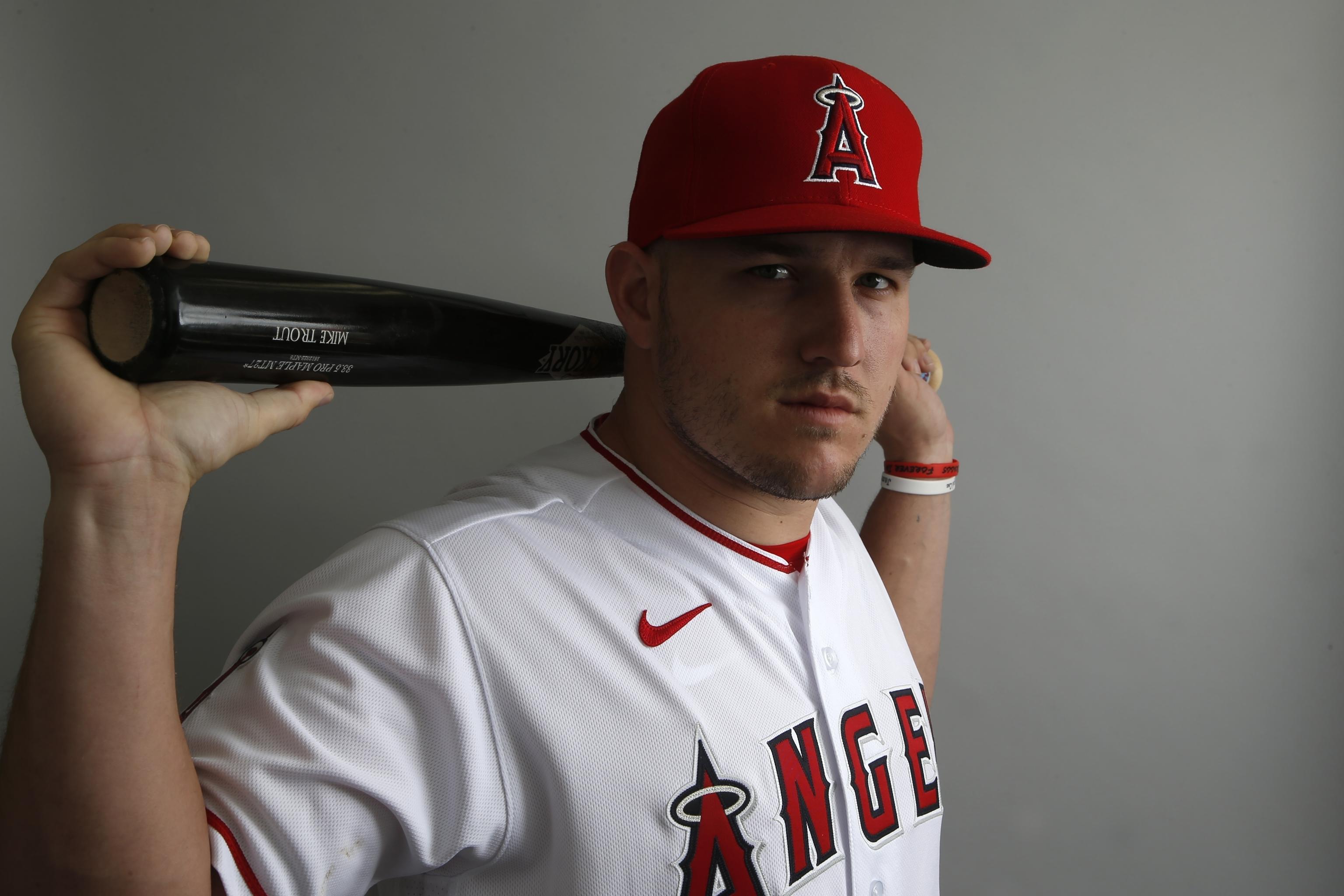 Los Angeles Angels on X: Looking to win an autographed @MikeTrout