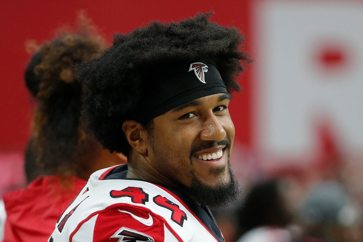 Vic Beasley Jr. to Report to Titans Camp in 'Near Future &hellip;