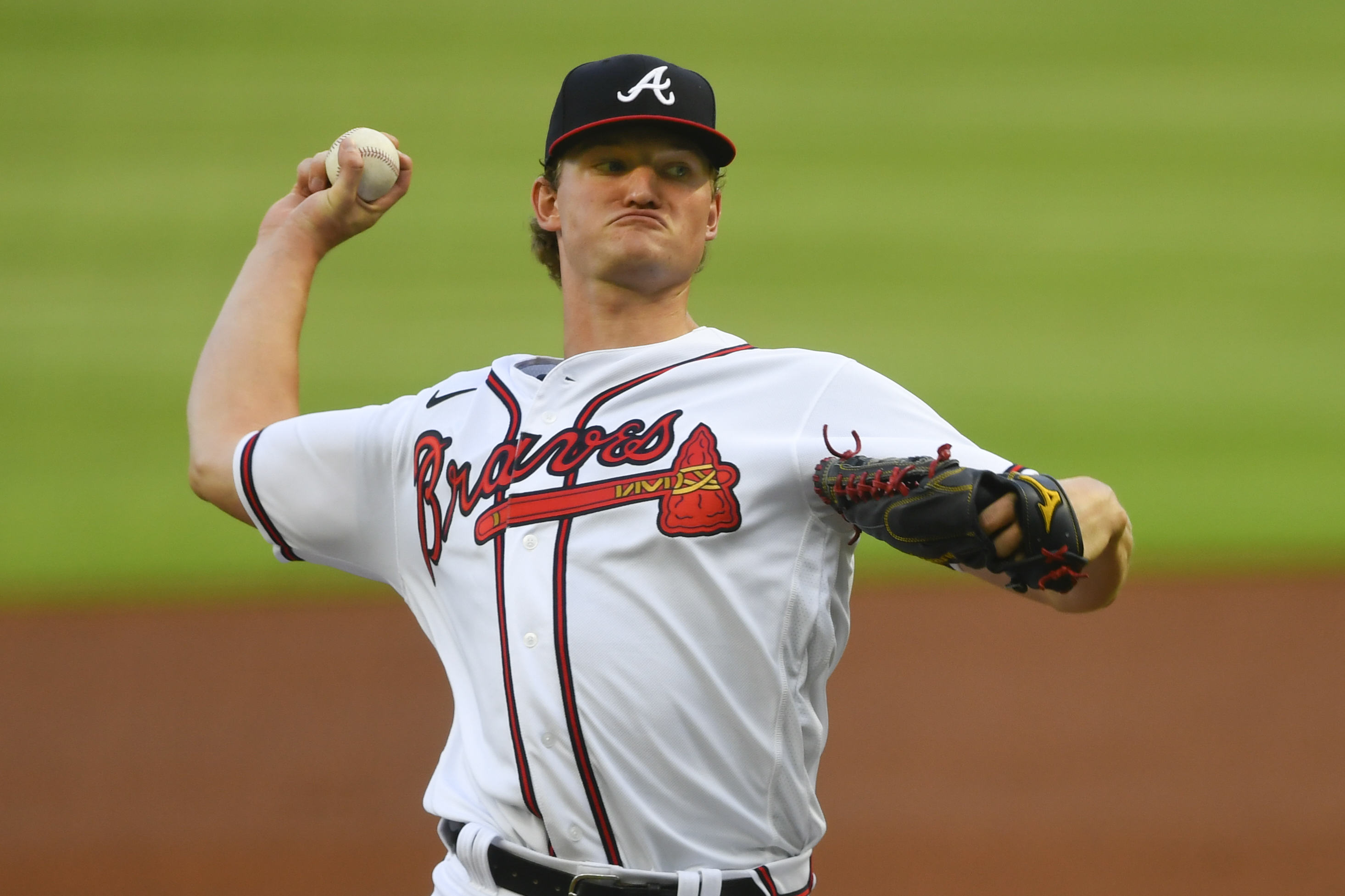 Mike Soroka injury update: Braves righty strikes out eight in first  minor-league rehab start 