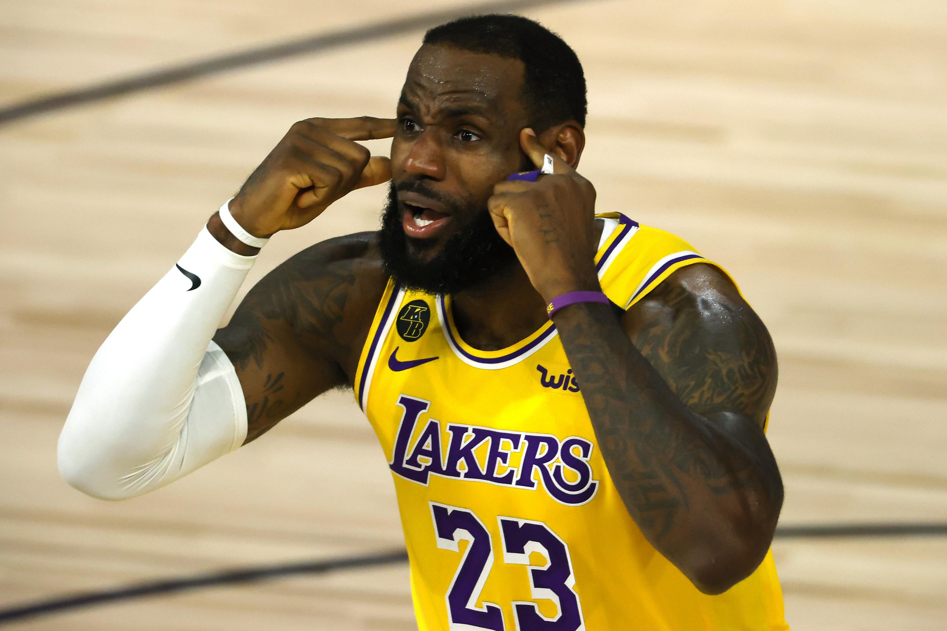 Can The Los Angeles Lakers Figure Out Their Offense Before The Playoffs Bleacher Report Latest News Videos And Highlights