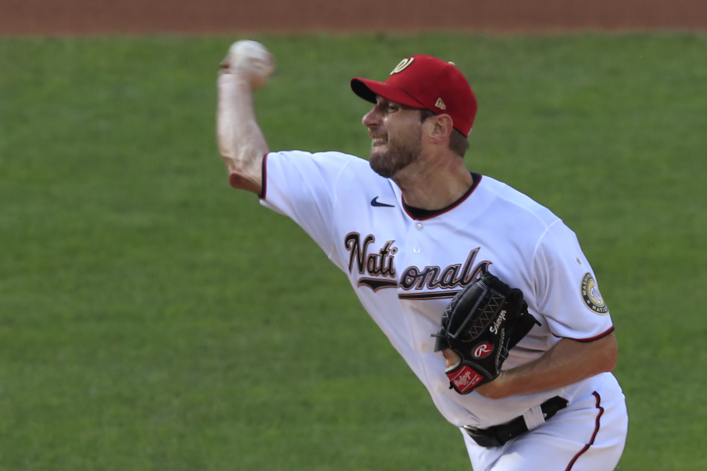 Nationals' Max Scherzer exits with injury after 12 pitches