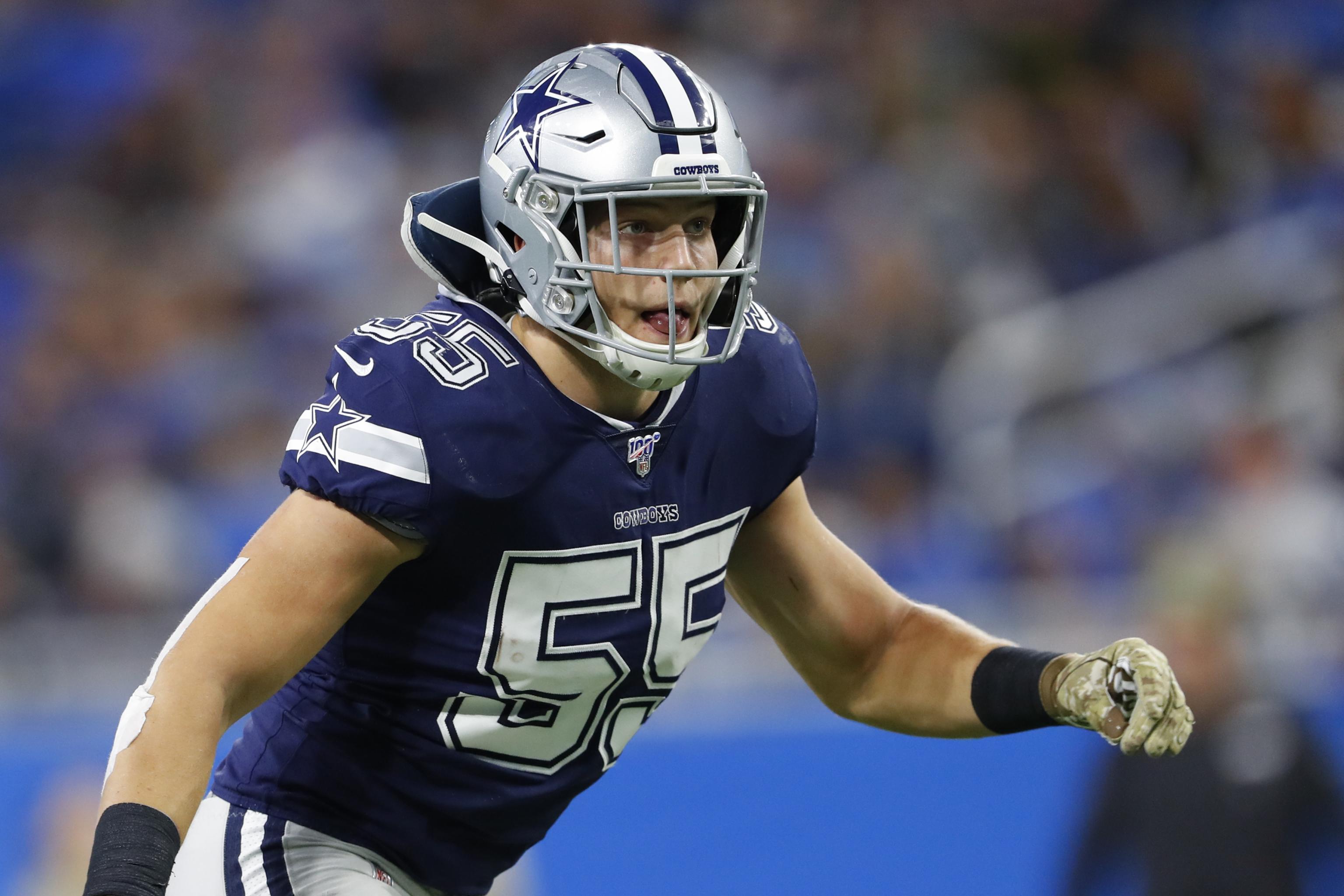 Cowboys Need Long-Term Strategy for Leighton Vander Esch's Neck