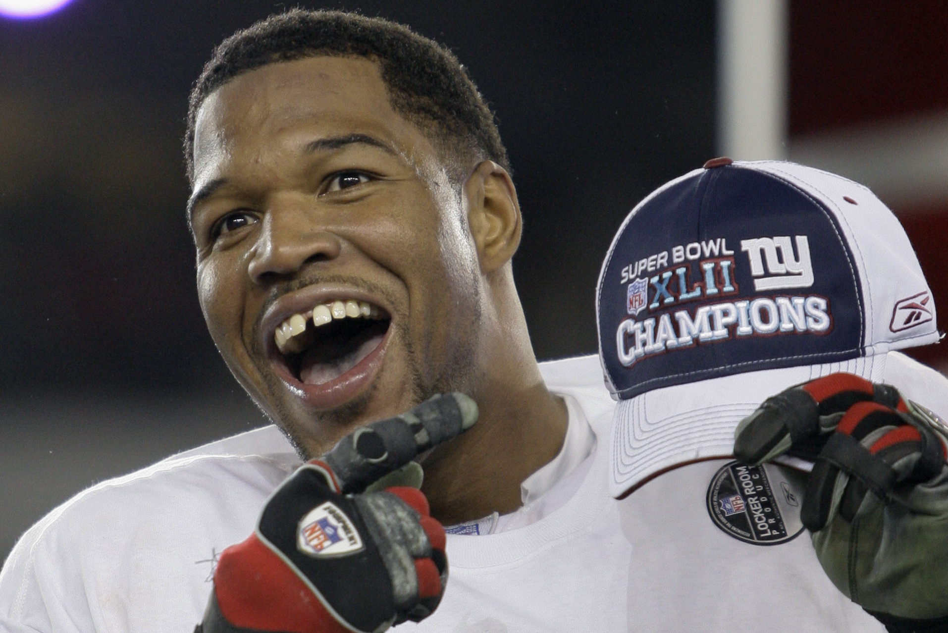 Giants great Michael Strahan's game-worn Super Bowl jersey for sale in  auction