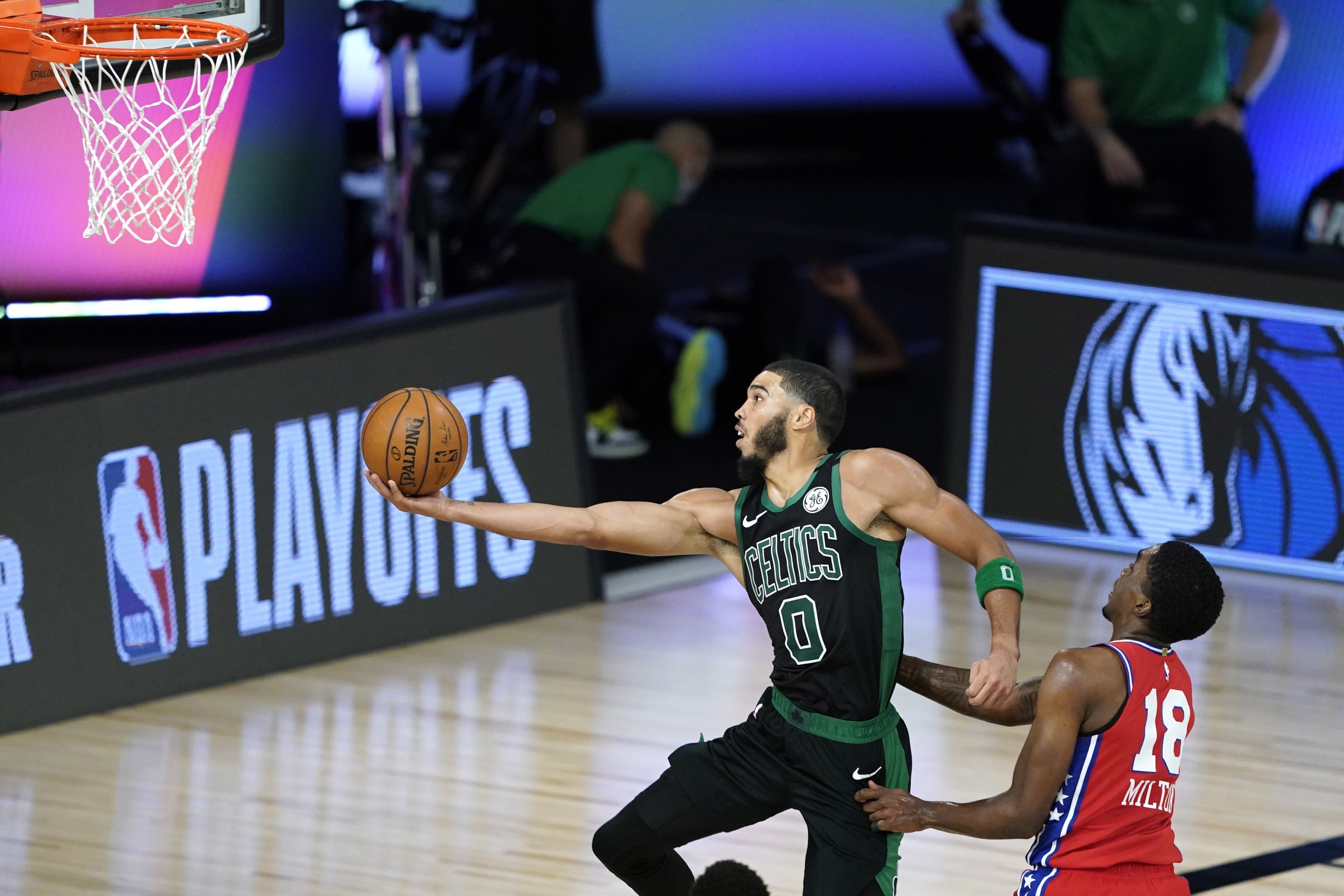 NBA – Raptors a valanga sui Nets, Tatum guida i Celtics contro i 76ers NBA – Raptors a valanga sui Nets, Tatum guida i Celtics contro i 76ers