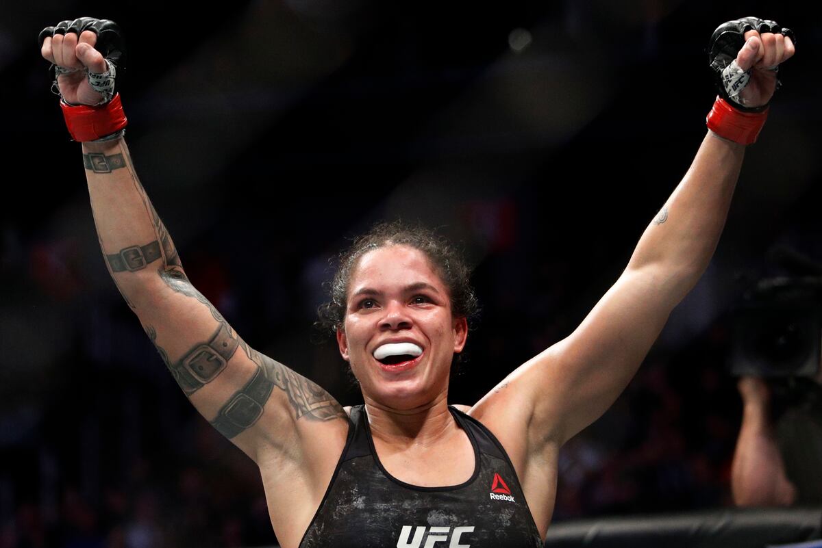 Report: Amanda Nunes vs. Megan Anderson Fight Agreed to for UFC 256 | Bleacher Report | Latest ...