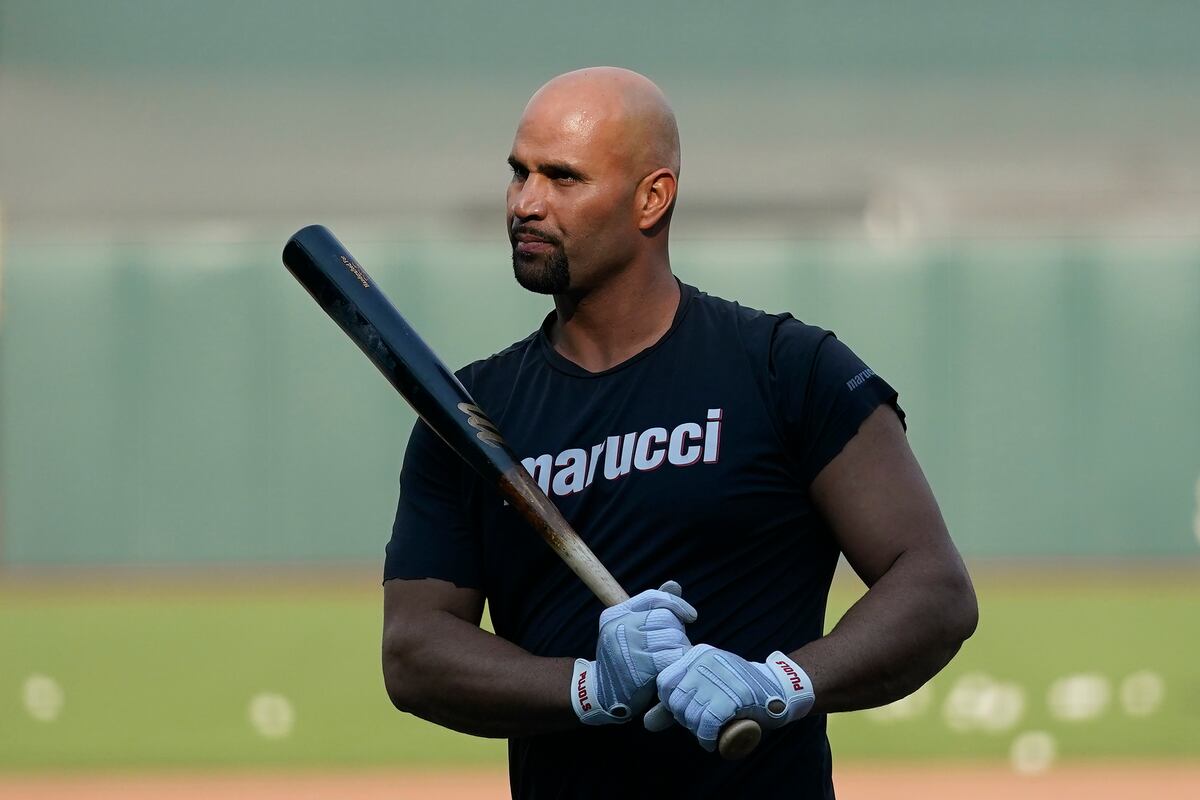 Video: Albert Pujols Passes Alex Rodriguez for 2nd on MLB ...