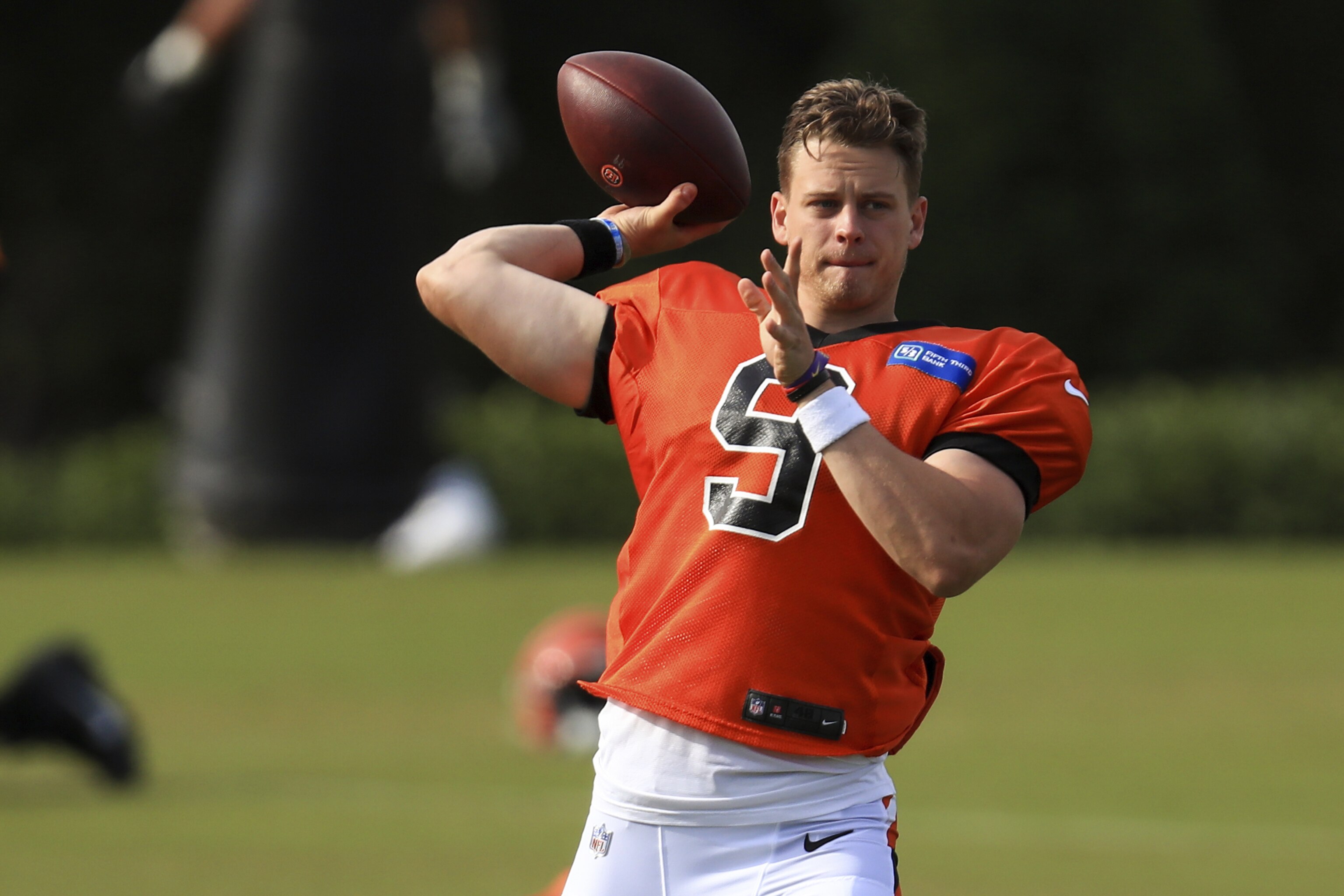 Joe Burrow 'Breathes Life' into Bengals Offense, Says HC Zac Taylor